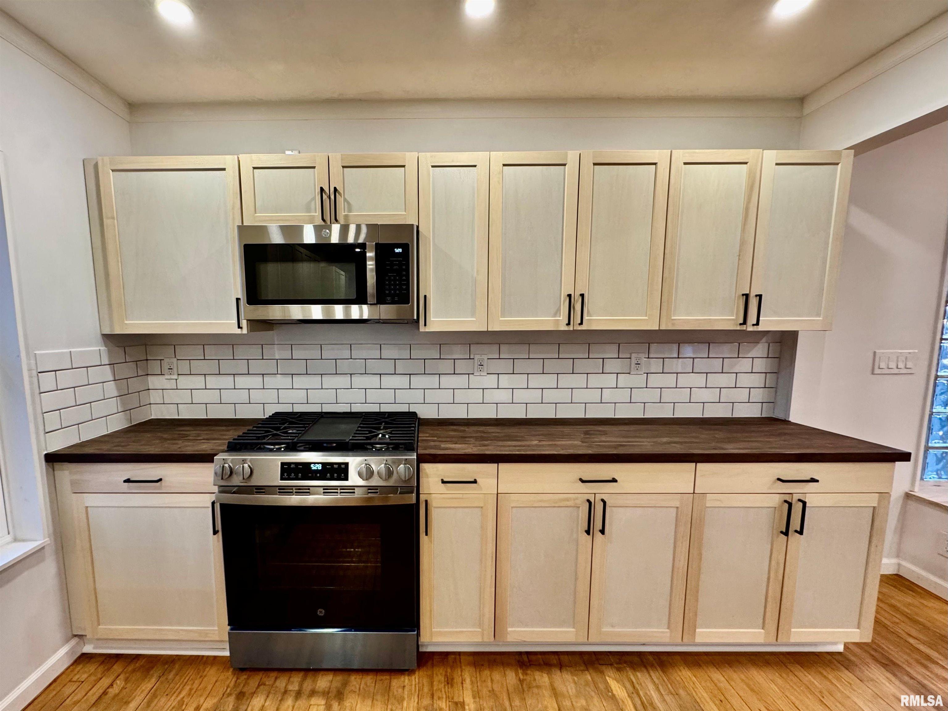 114 Dewhurst Street Property Photo 18