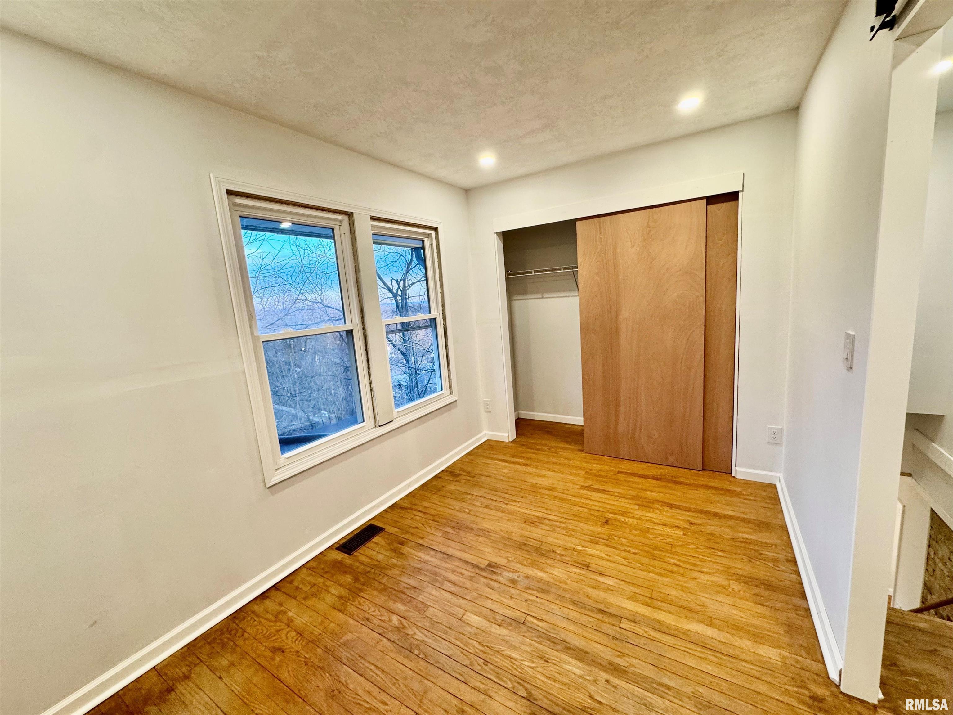 114 Dewhurst Street Property Photo 20