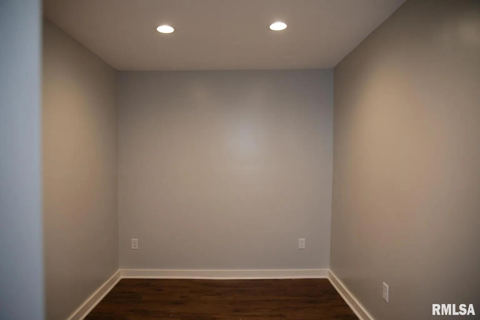 1605 N Harrison Street Property Photo 8