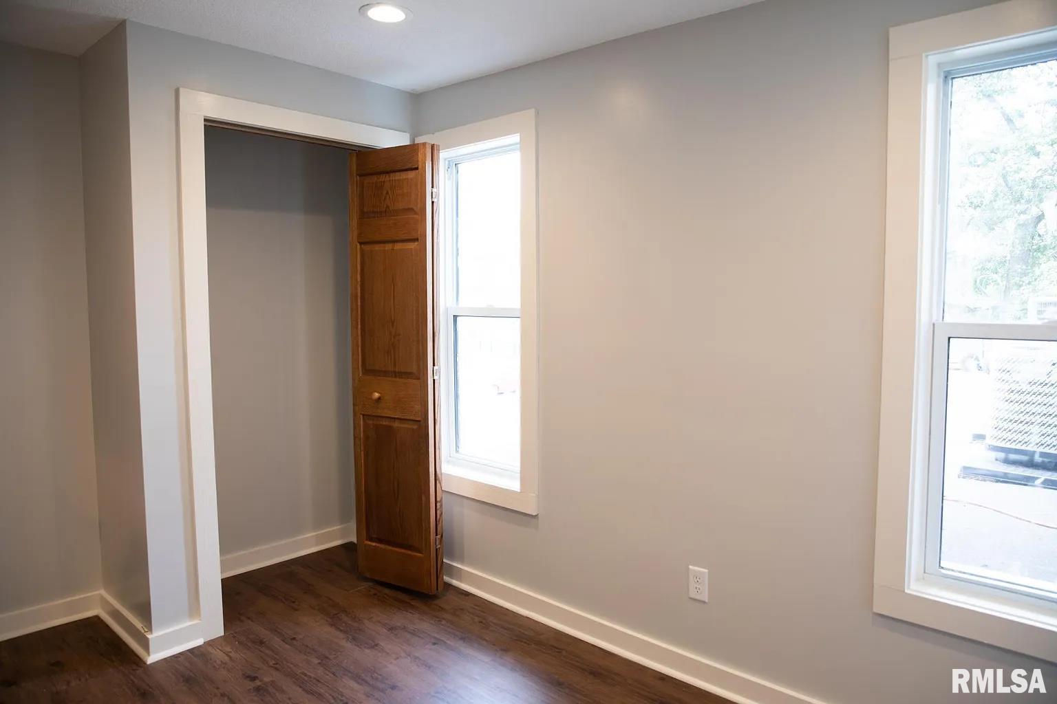 1605 N Harrison Street Property Photo 10