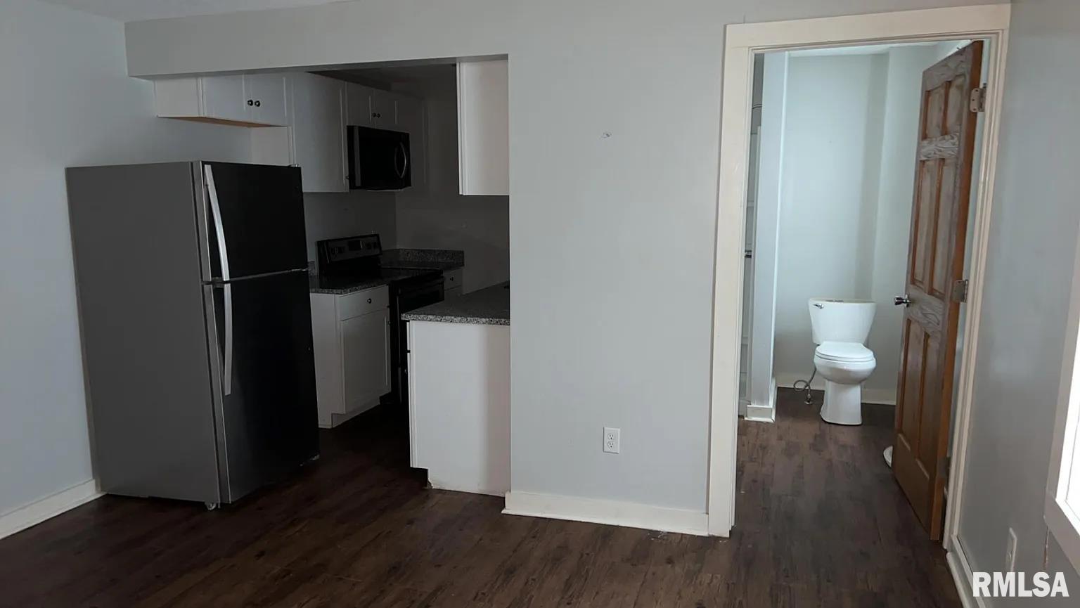 1605 N Harrison Street Property Photo 12