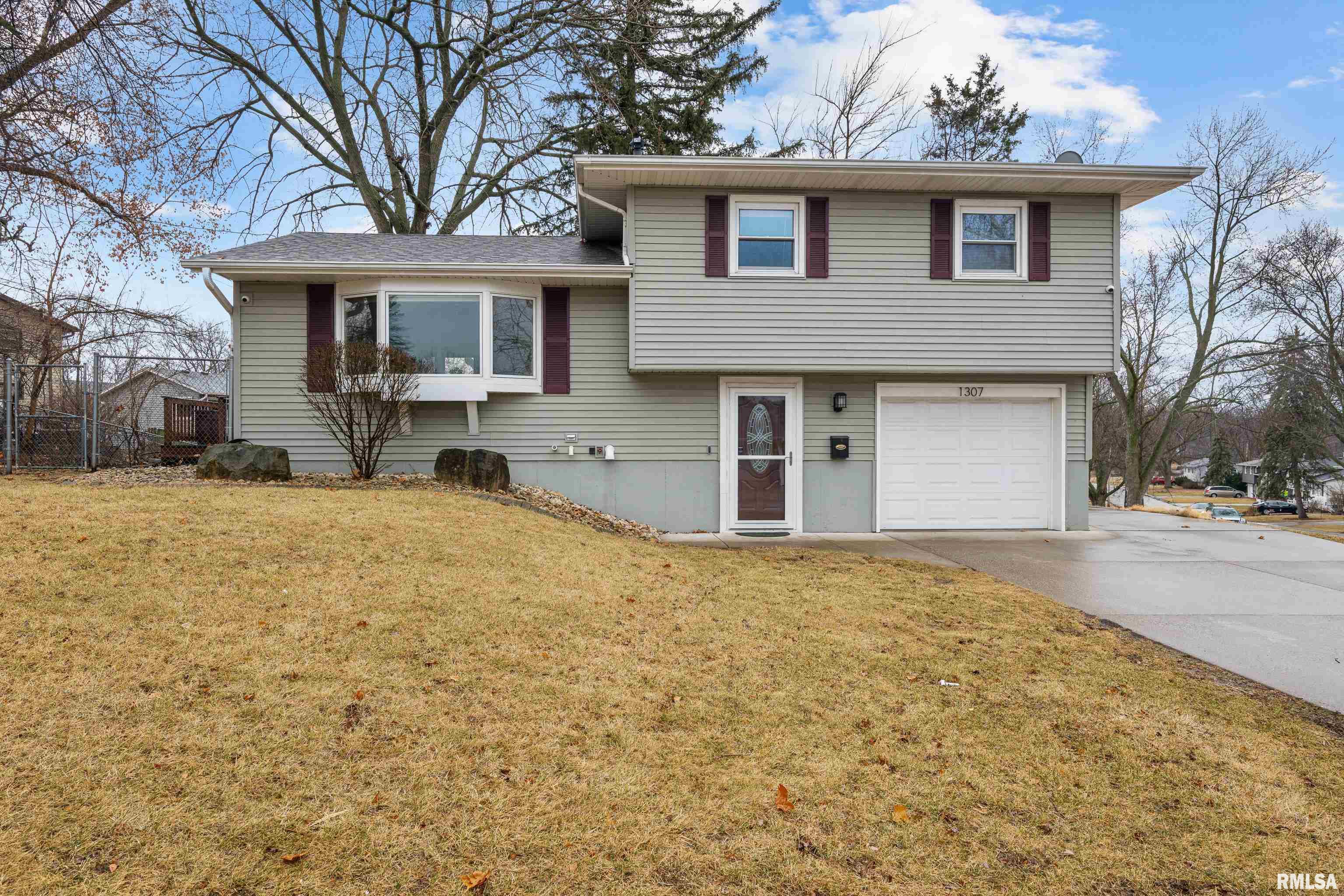 1307 Hillside Drive Property Photo