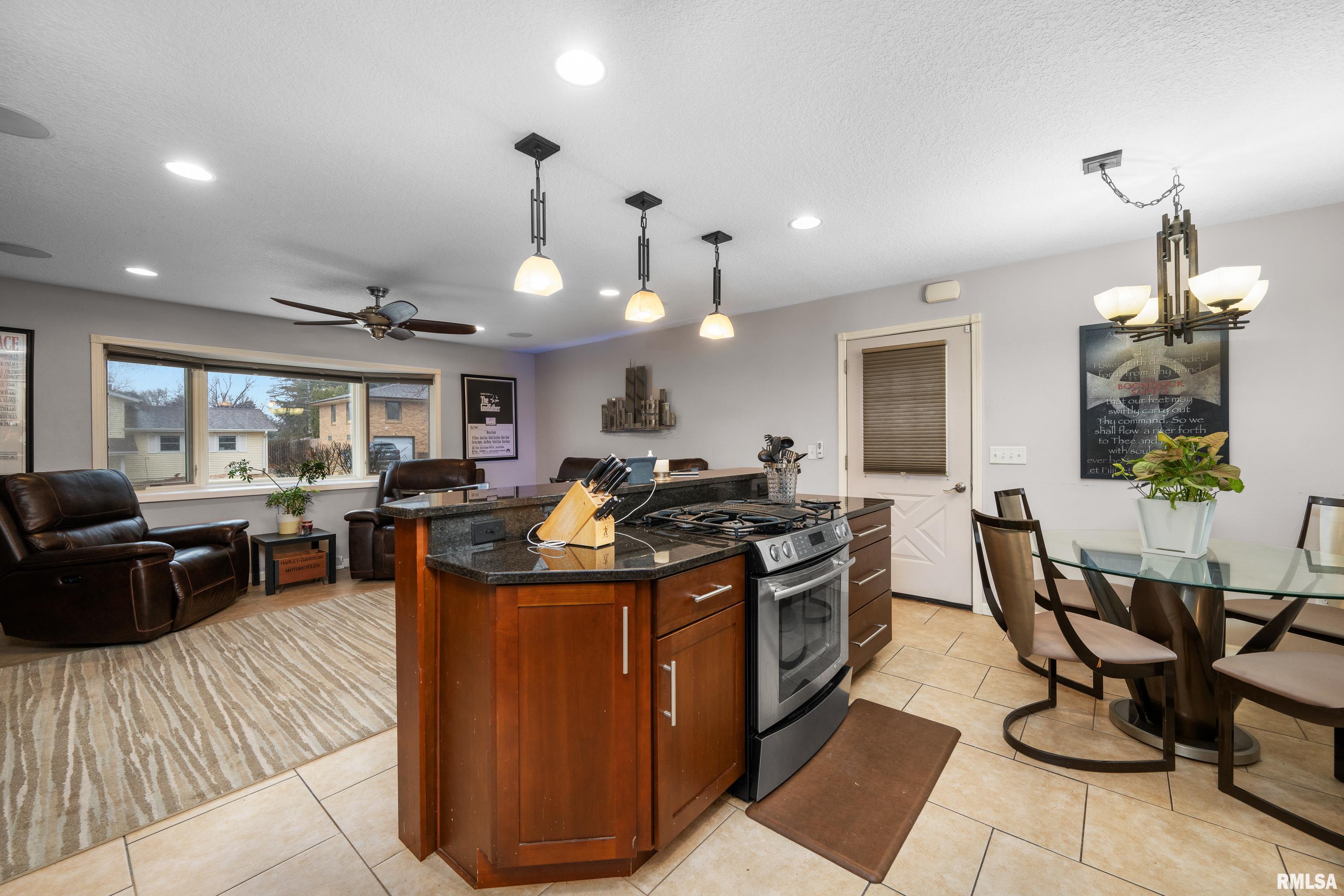 1307 Hillside Drive Property Photo 9