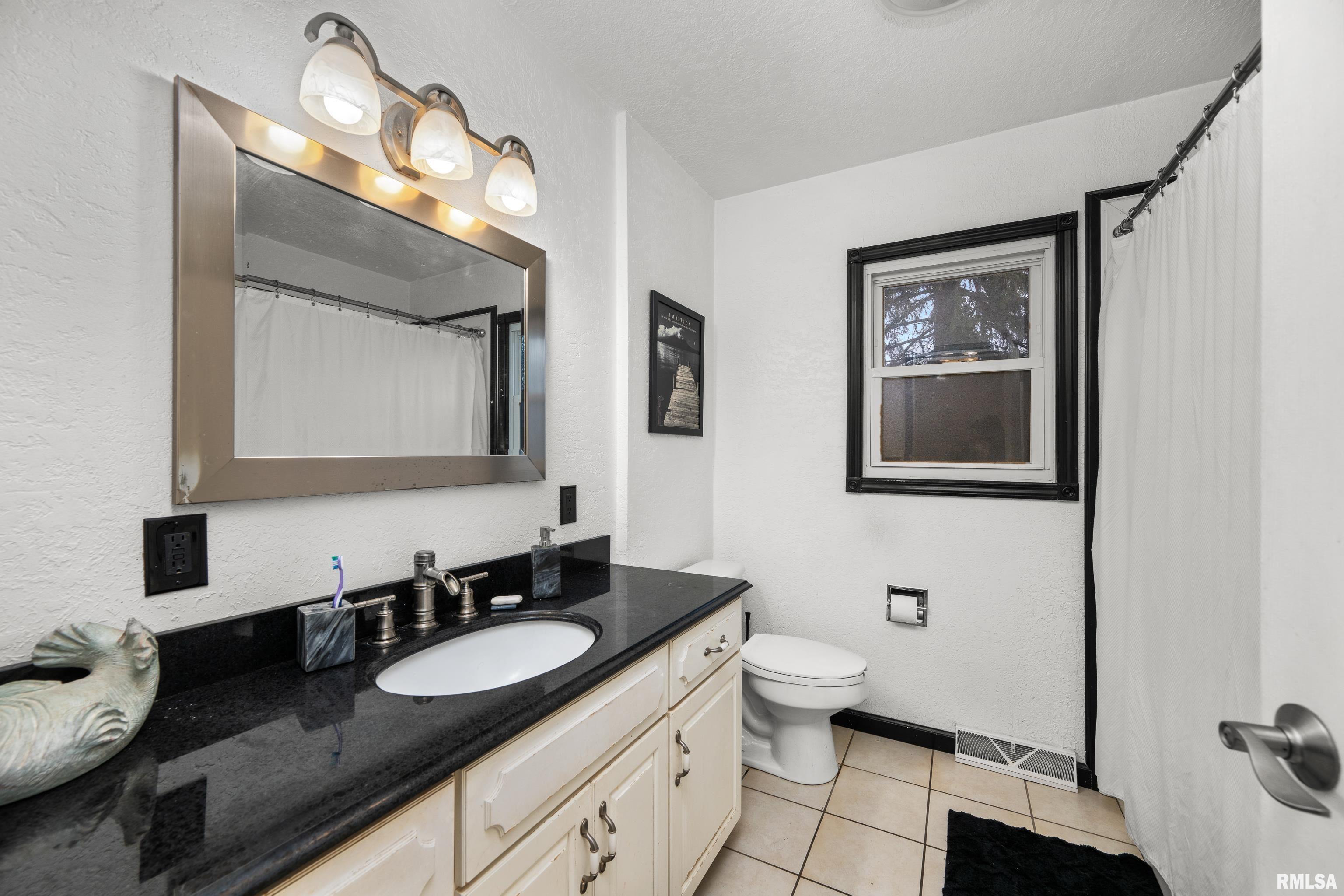 1307 Hillside Drive Property Photo 11