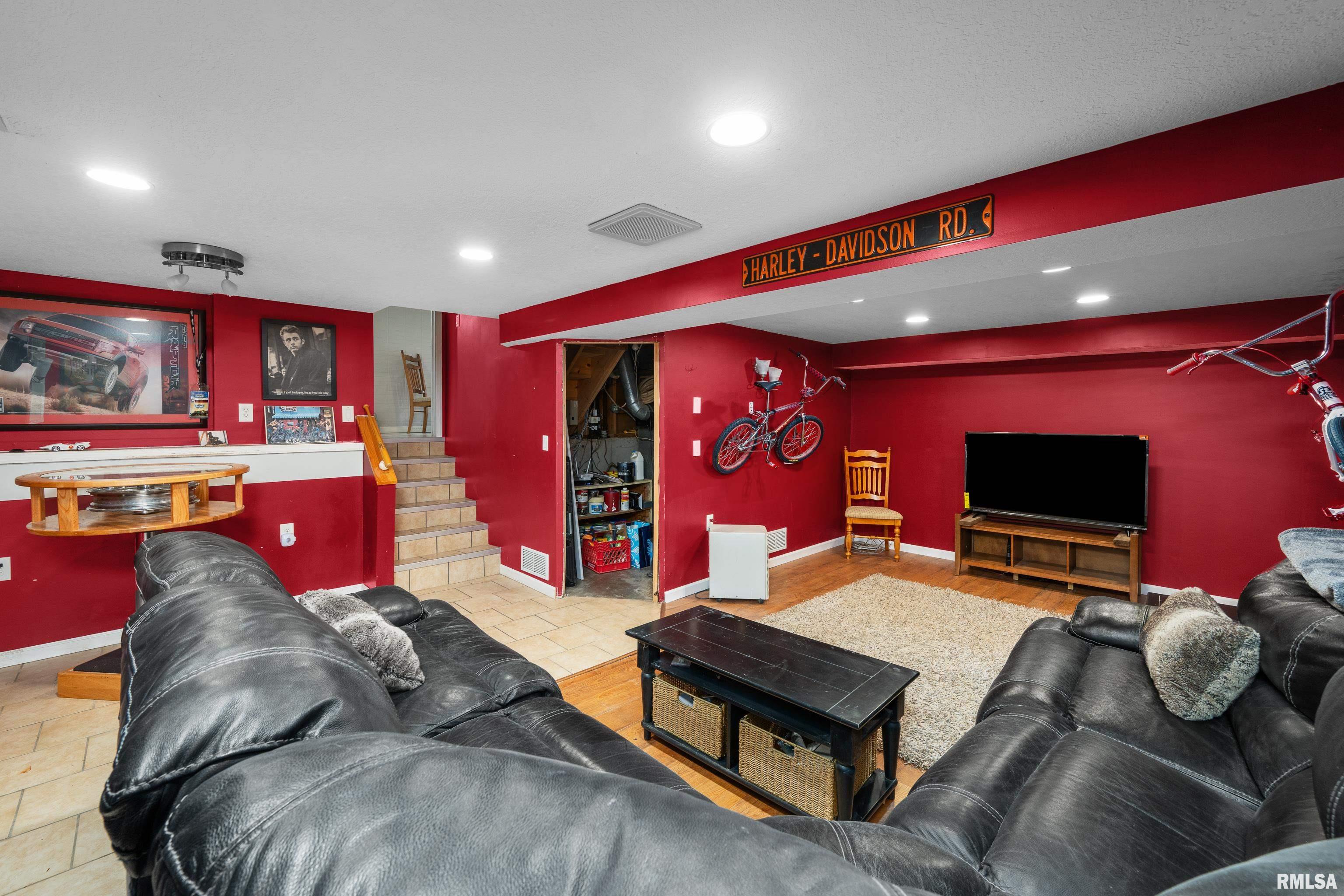 1307 Hillside Drive Property Photo 19