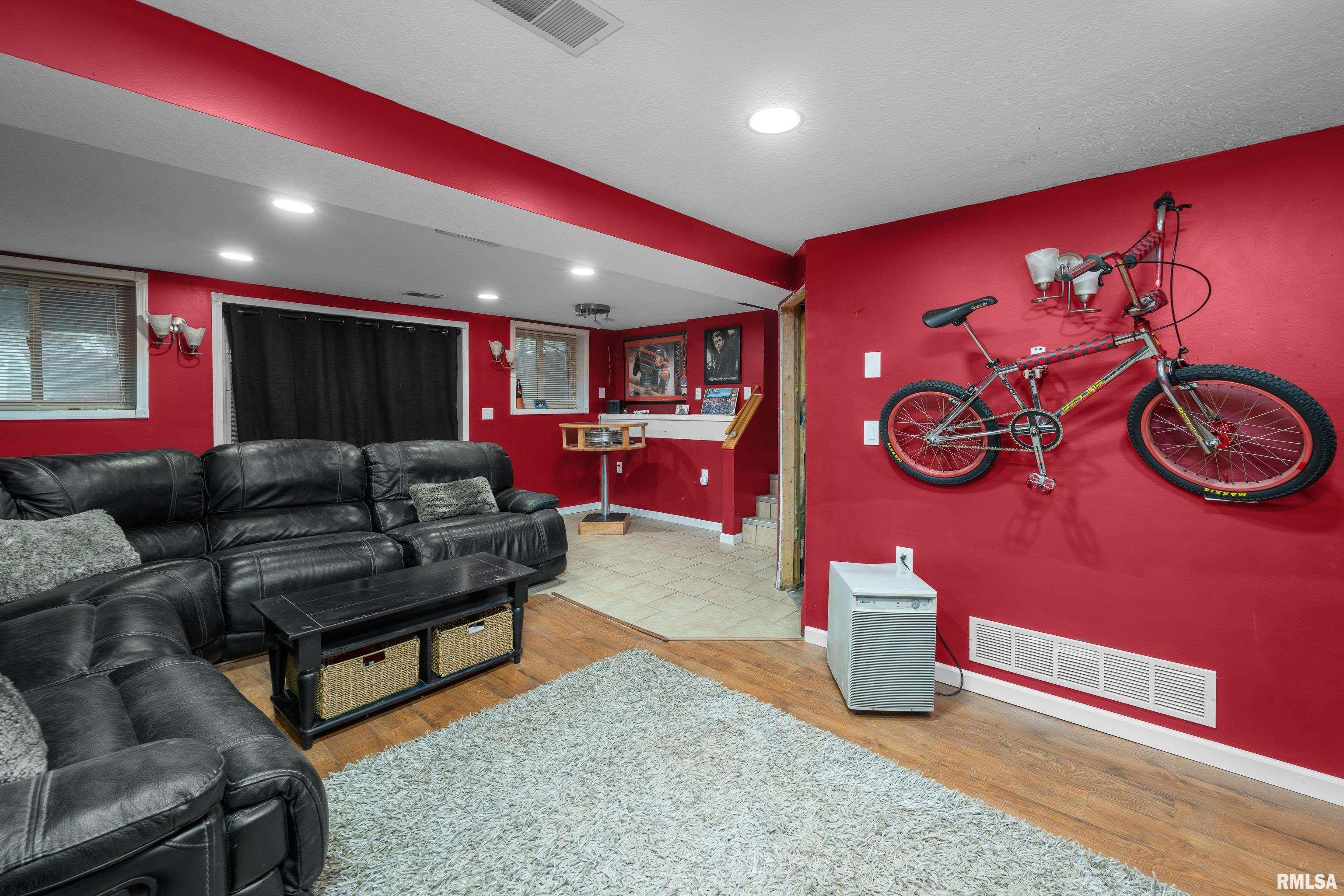 1307 Hillside Drive Property Photo 20