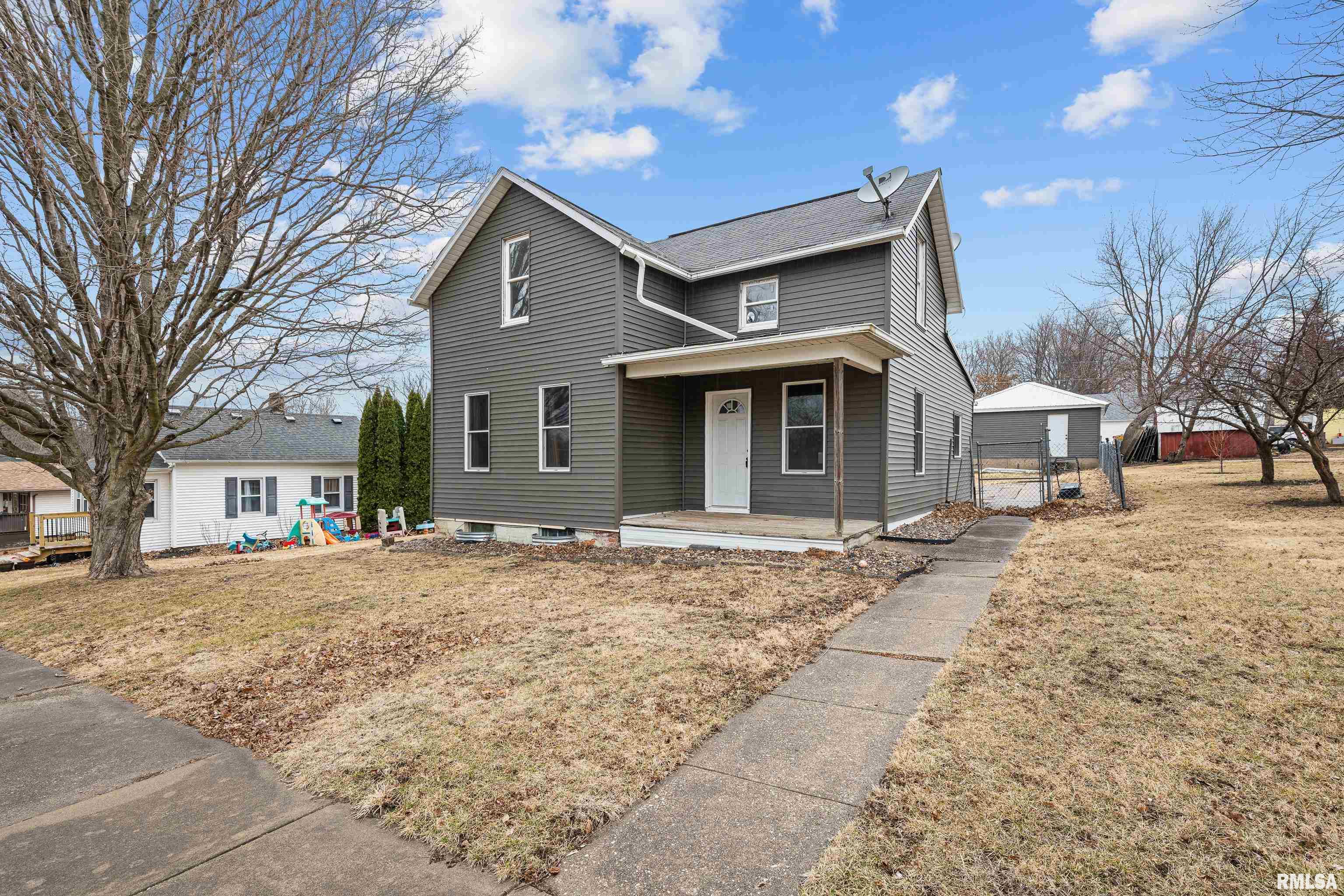407 W Edgington Street Property Photo