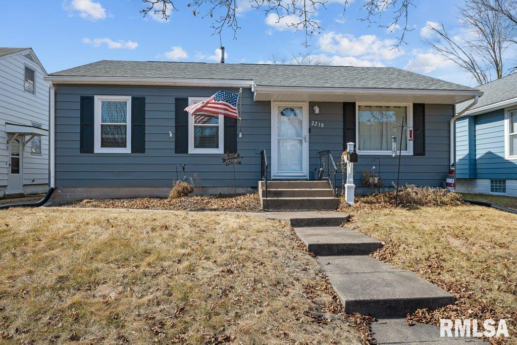 2210 44th Street Property Photo 1