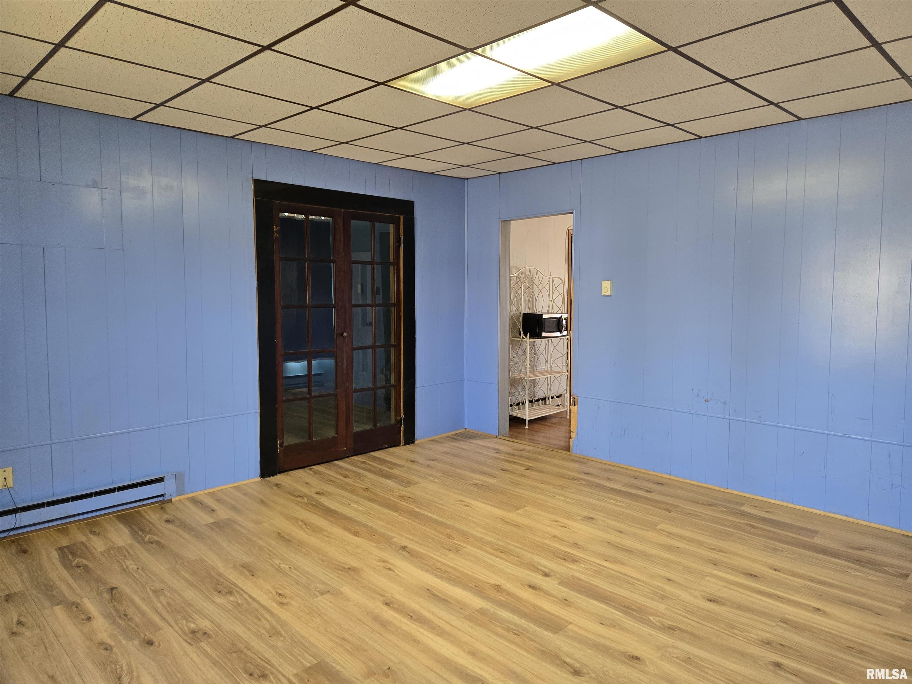 203 E Main Street Property Photo 4