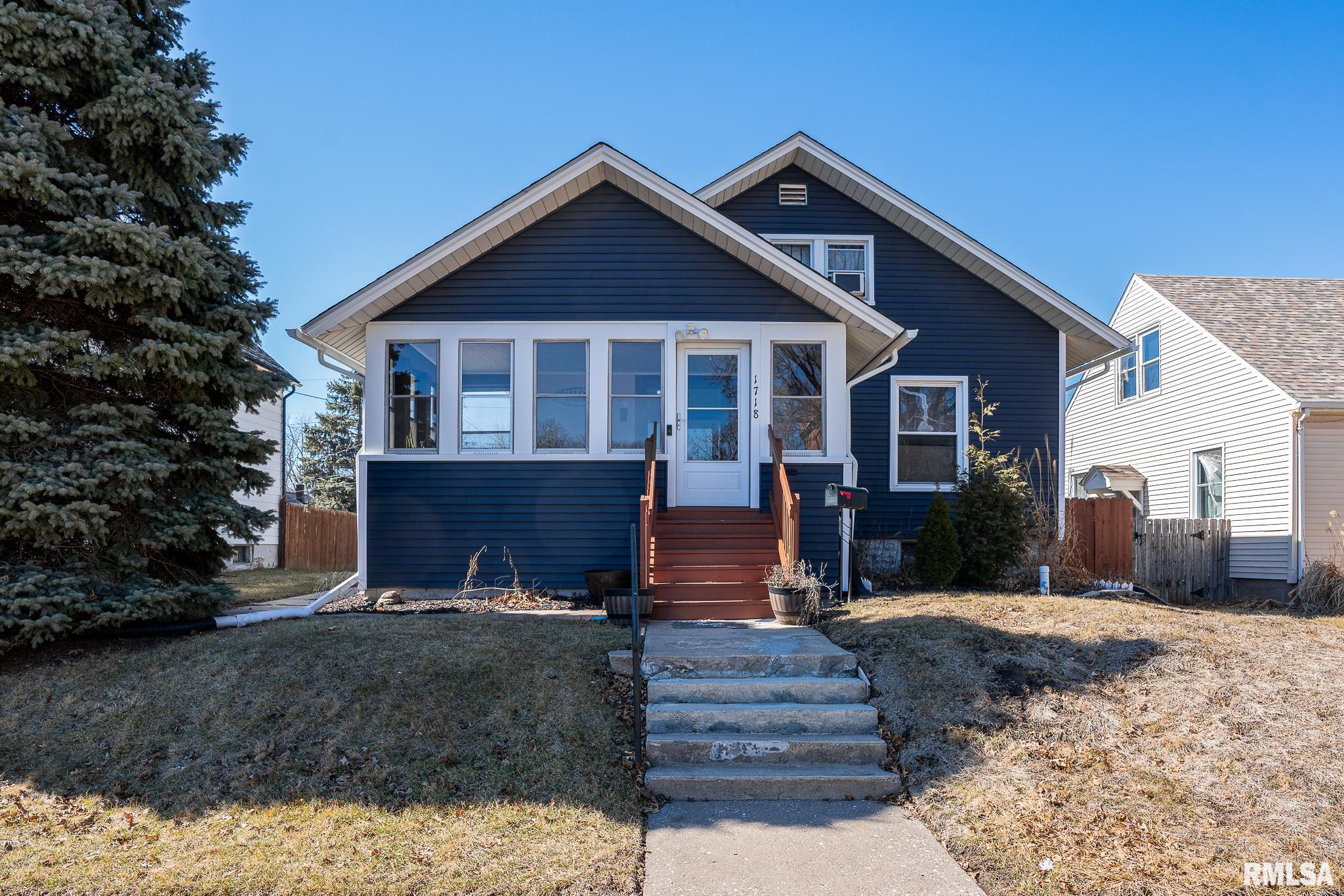 1718 N Howell Street Property Photo 1