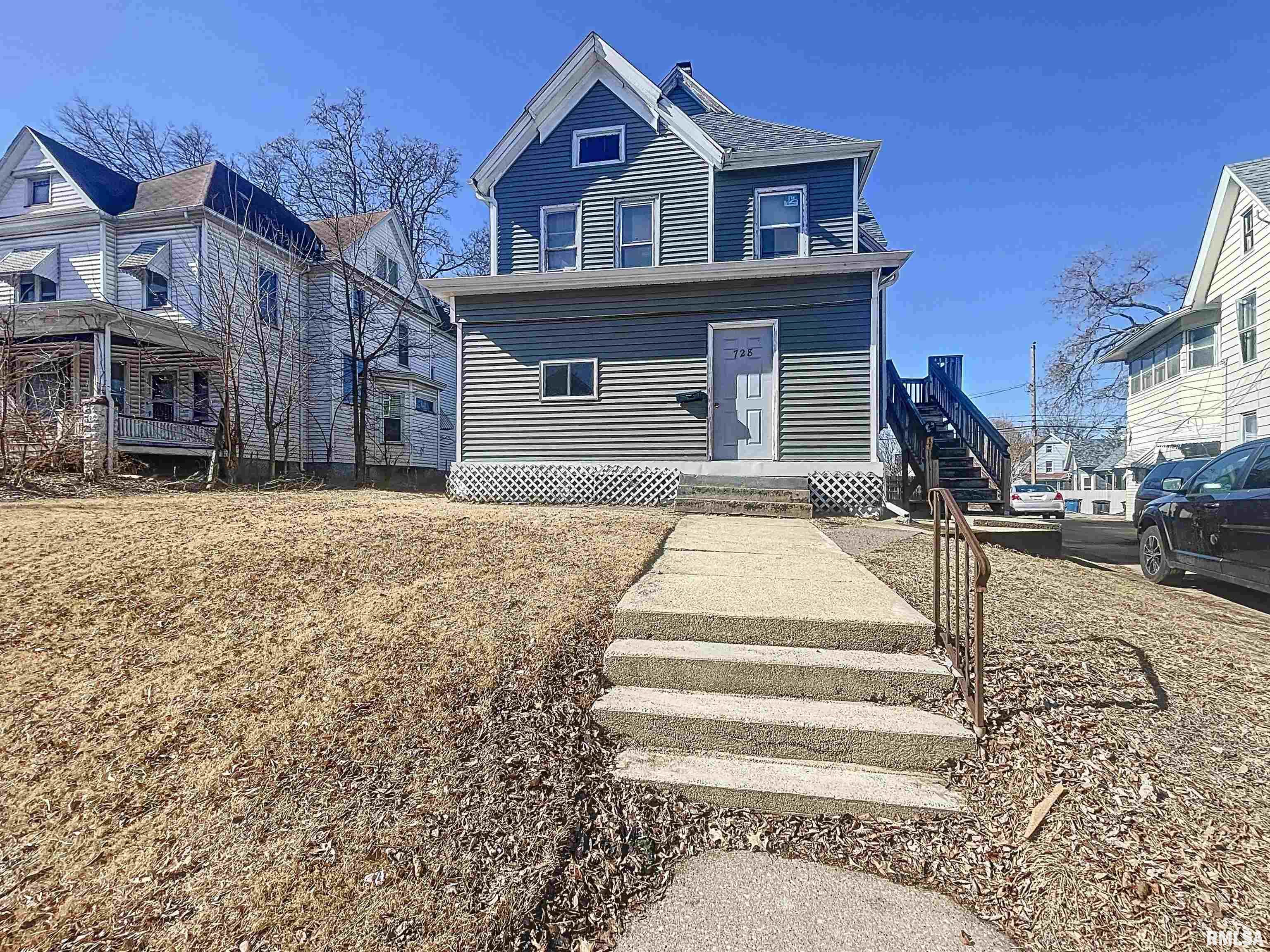 728 17th Street Property Photo