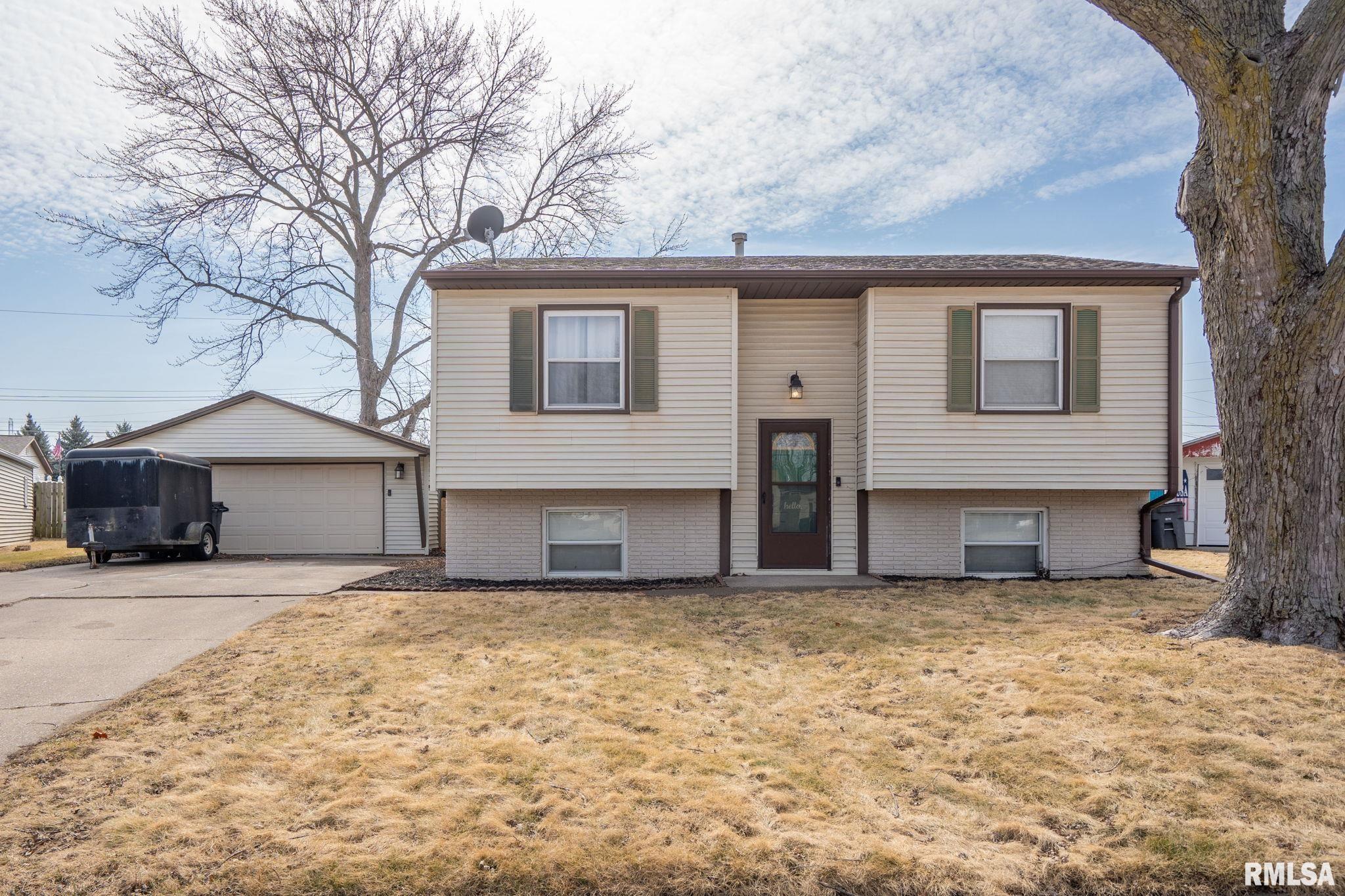 312 W 19th Avenue Court Property Photo