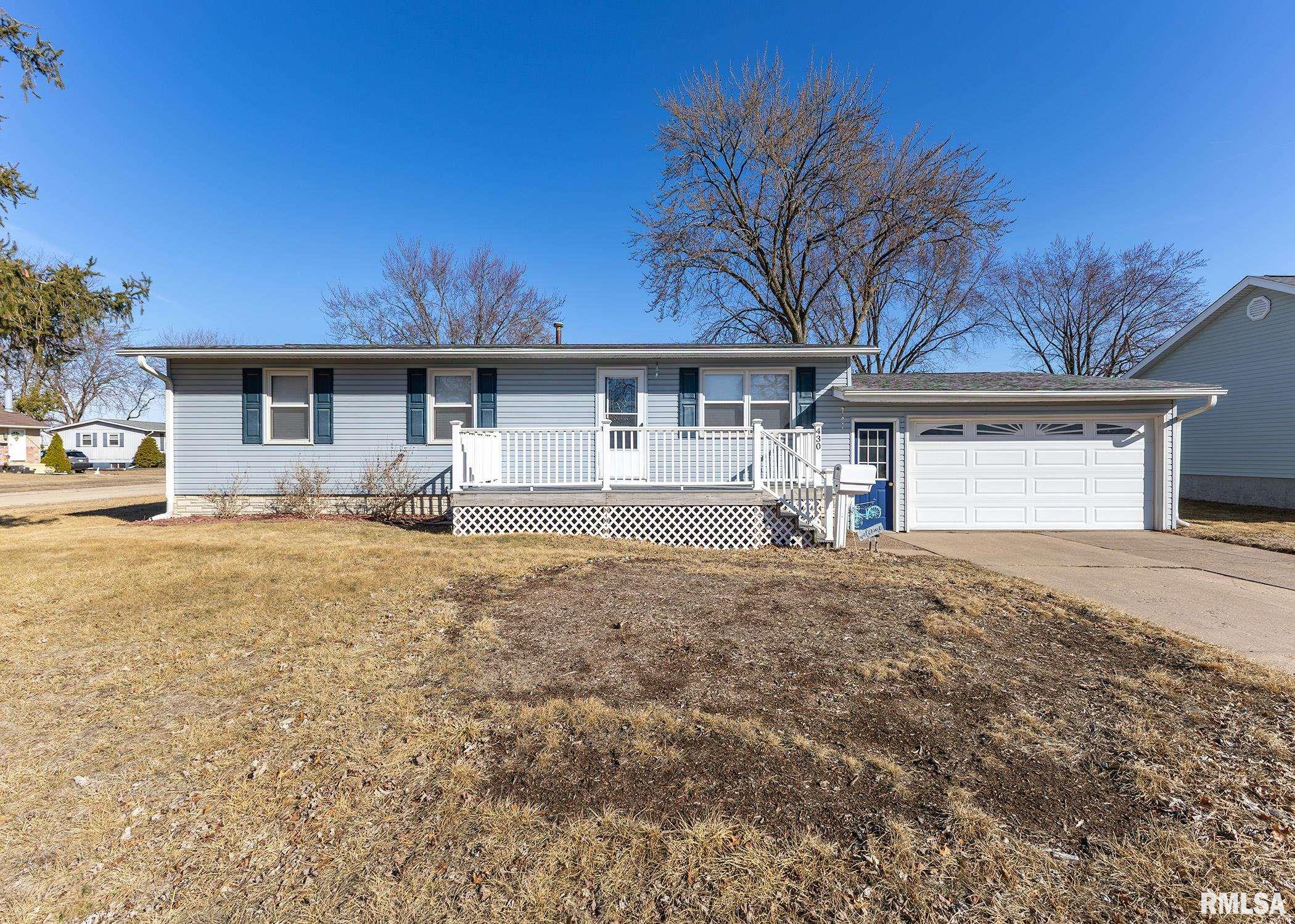 430 15th Place Property Photo 1