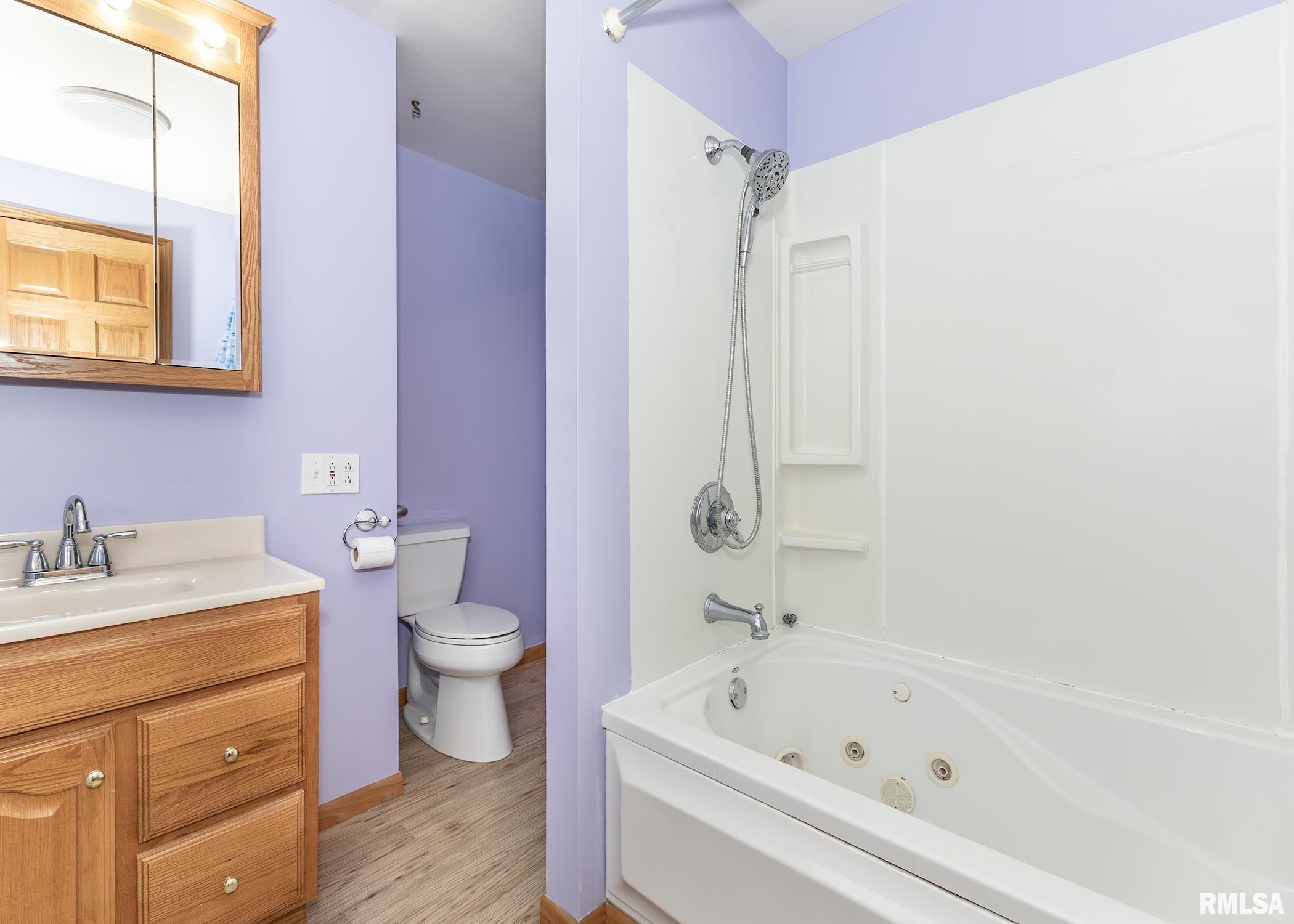 430 15th Place Property Photo 17