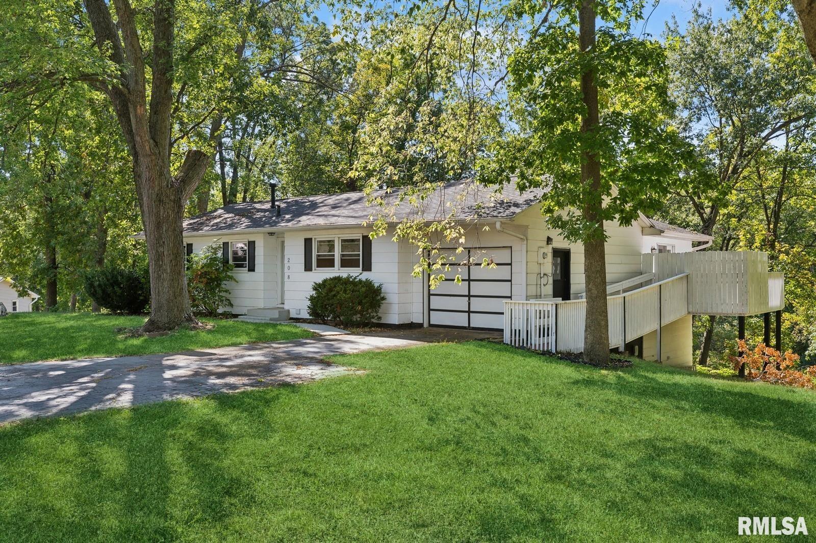 208 Park Court Property Photo