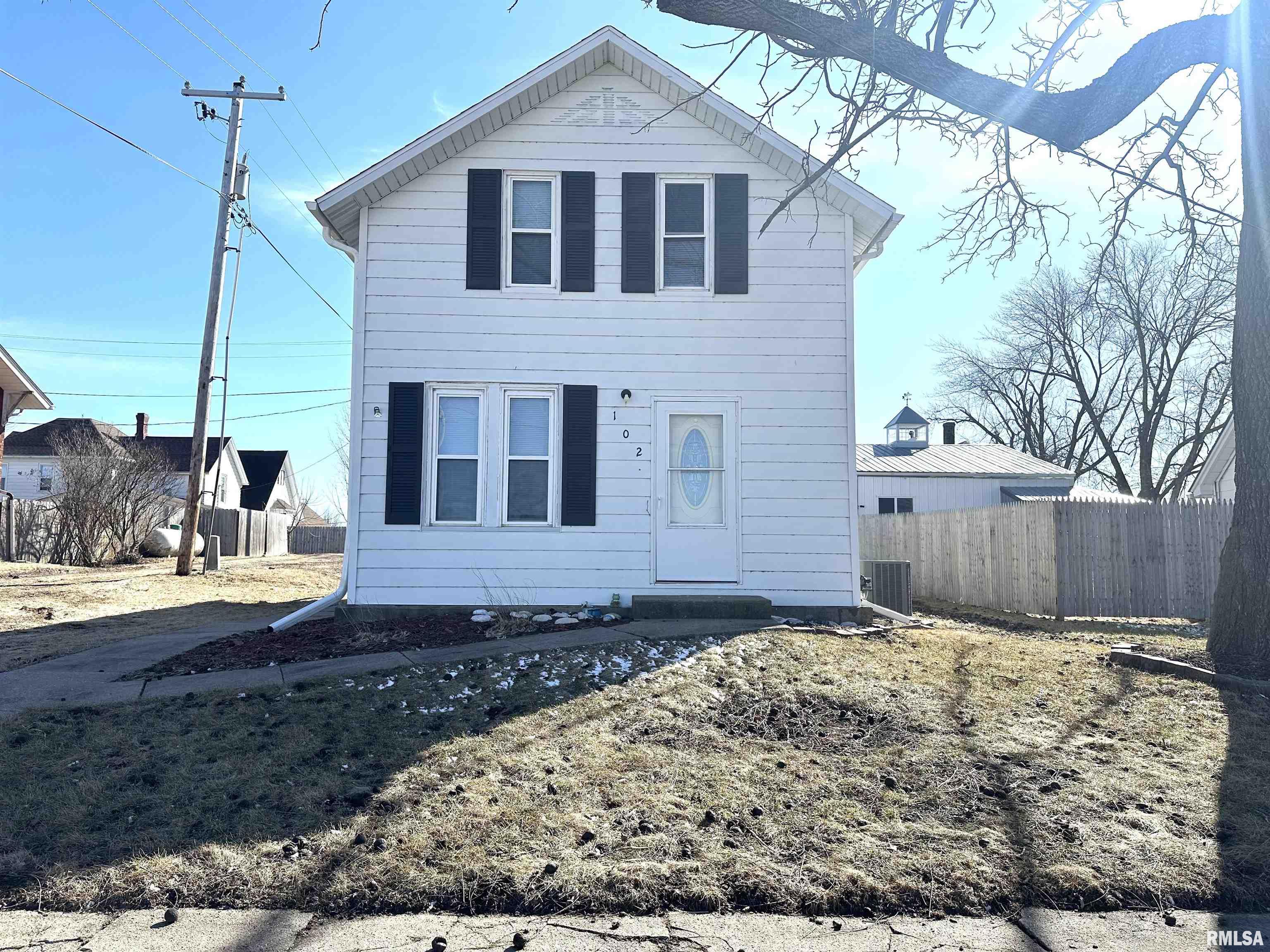 102 Long Avenue Property Photo