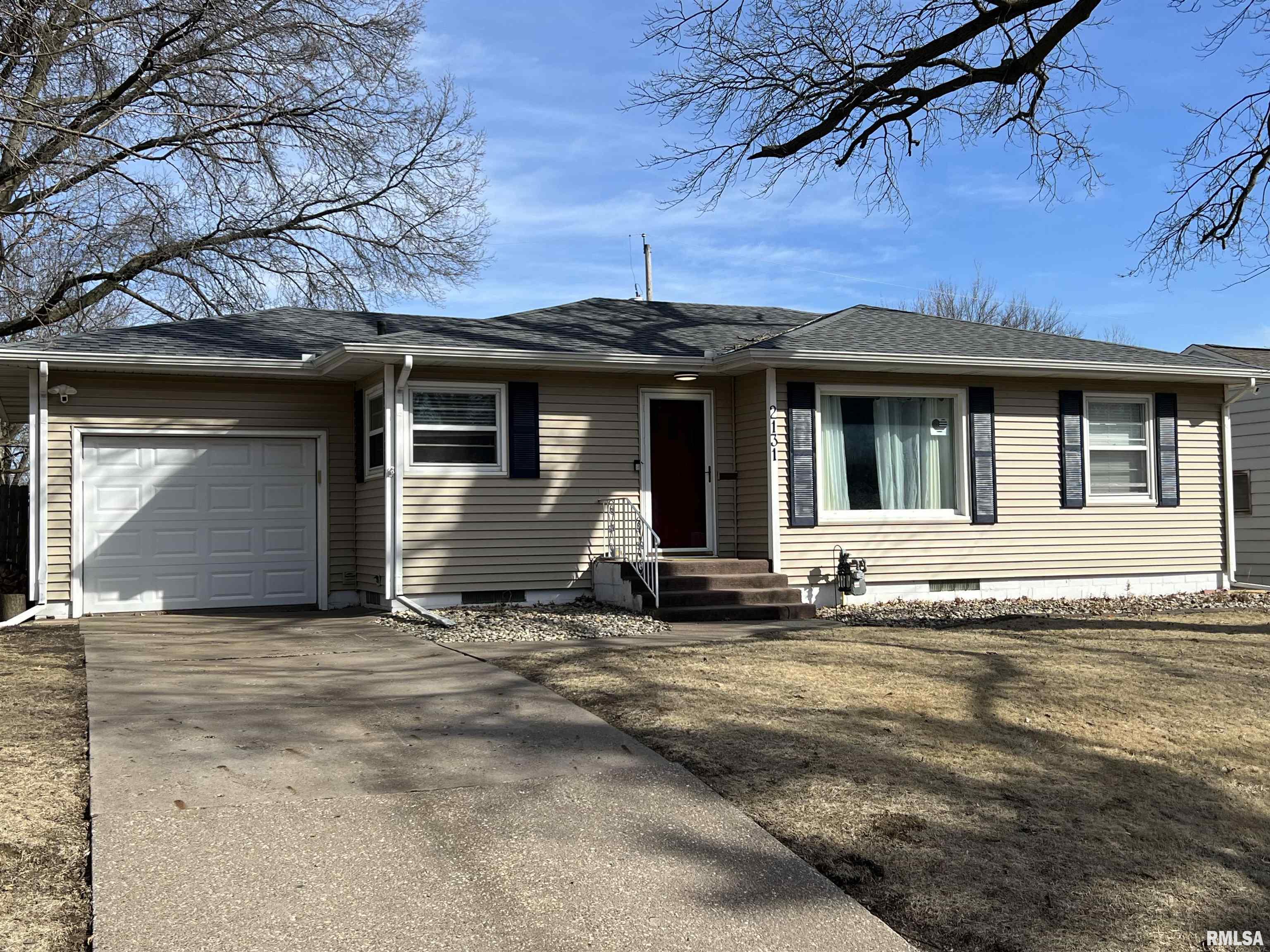2131 22nd Street Property Photo