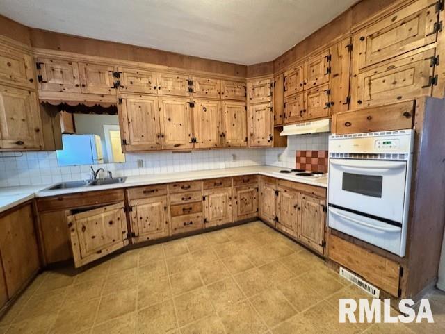 1931 W 4th Street Property Photo 7