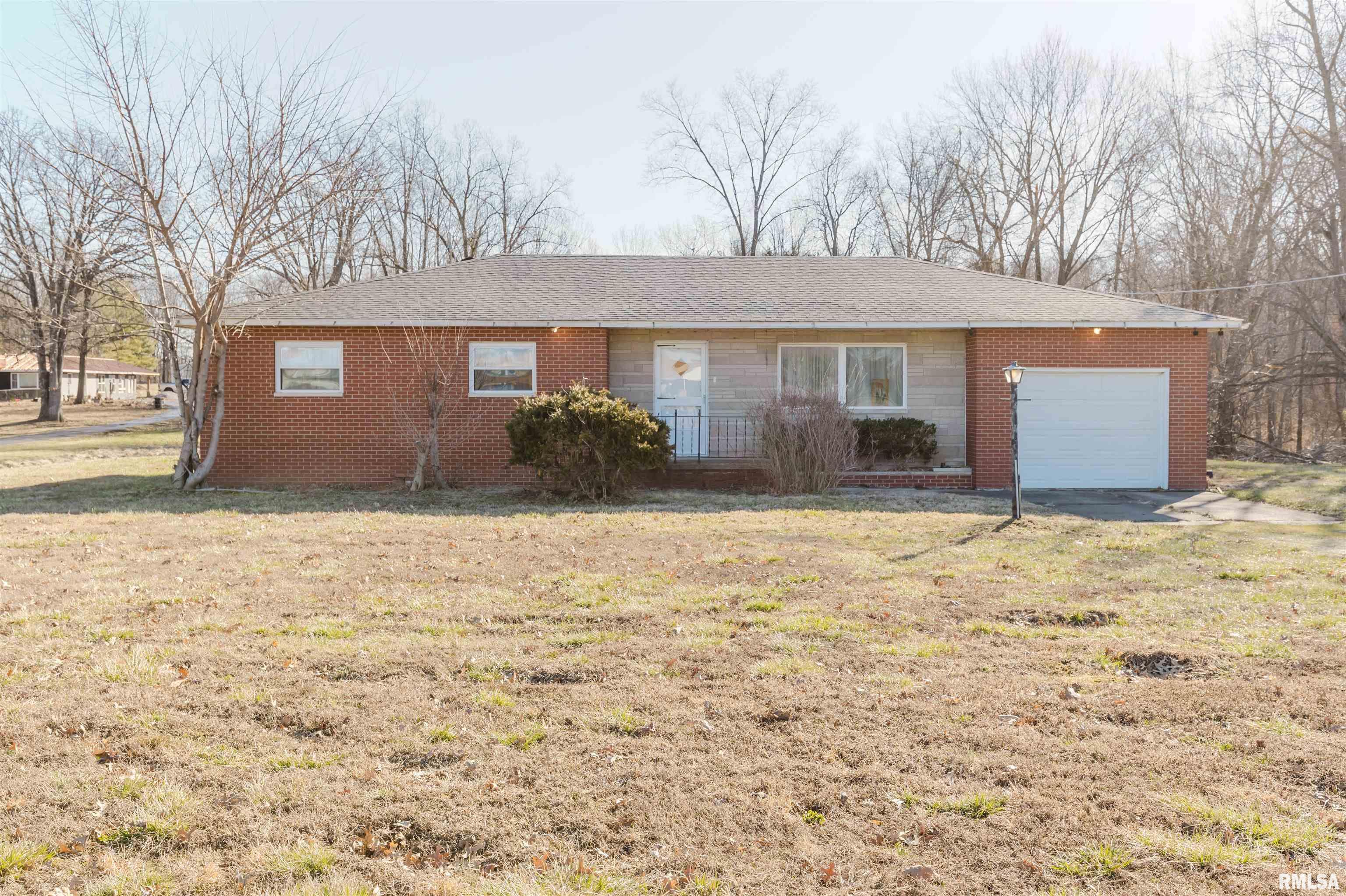 17666 Il Route 37 Property Photo