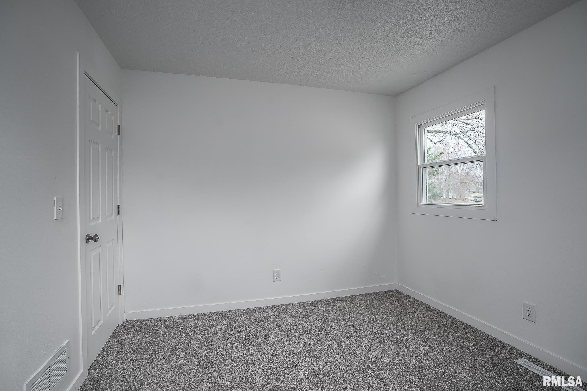 1729 Welshire Drive Property Photo 15
