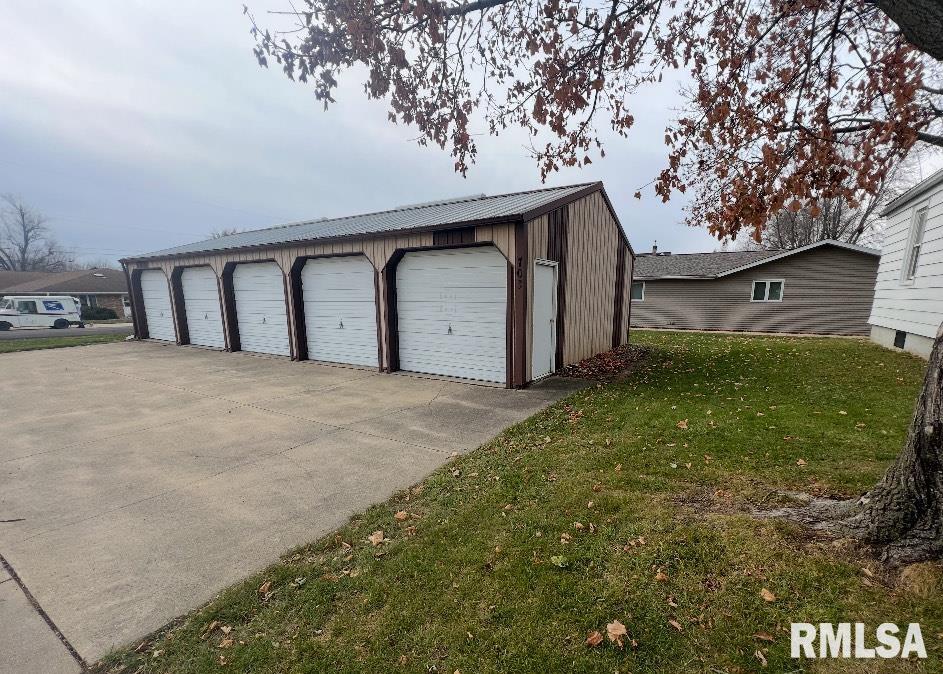 703 4th Avenue Property Photo