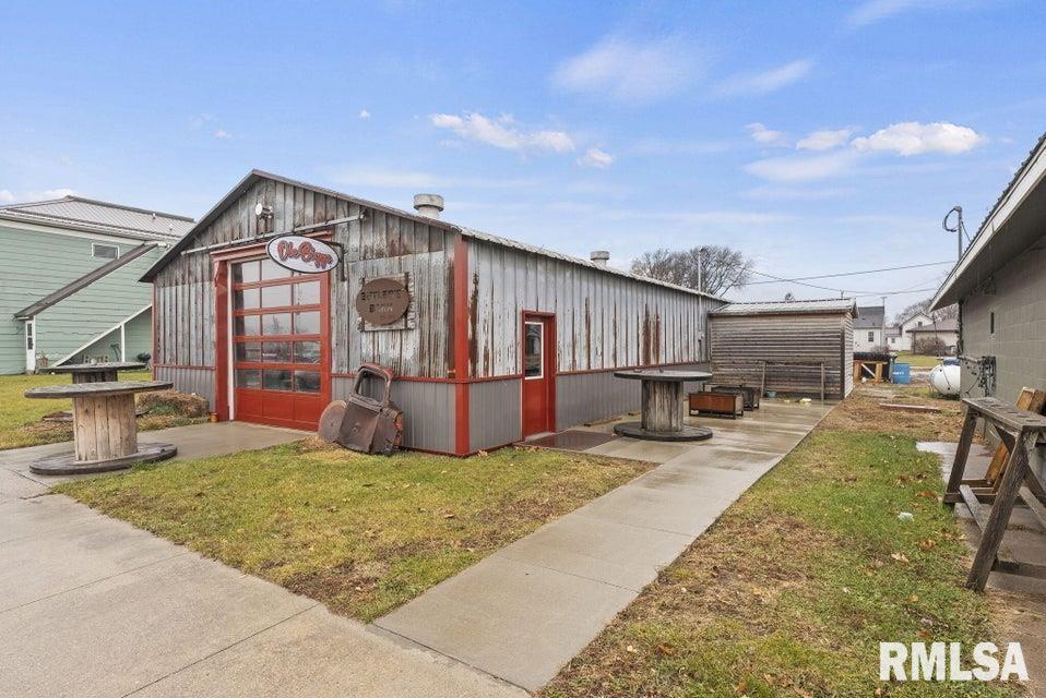 112 Main Street Property Photo