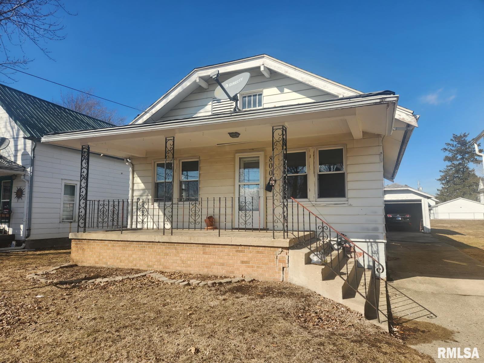800 Pine Street Property Photo
