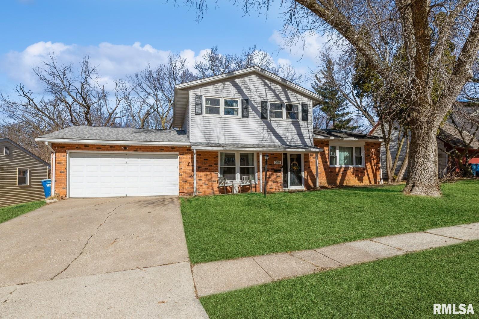 318 5th Street Court Property Photo