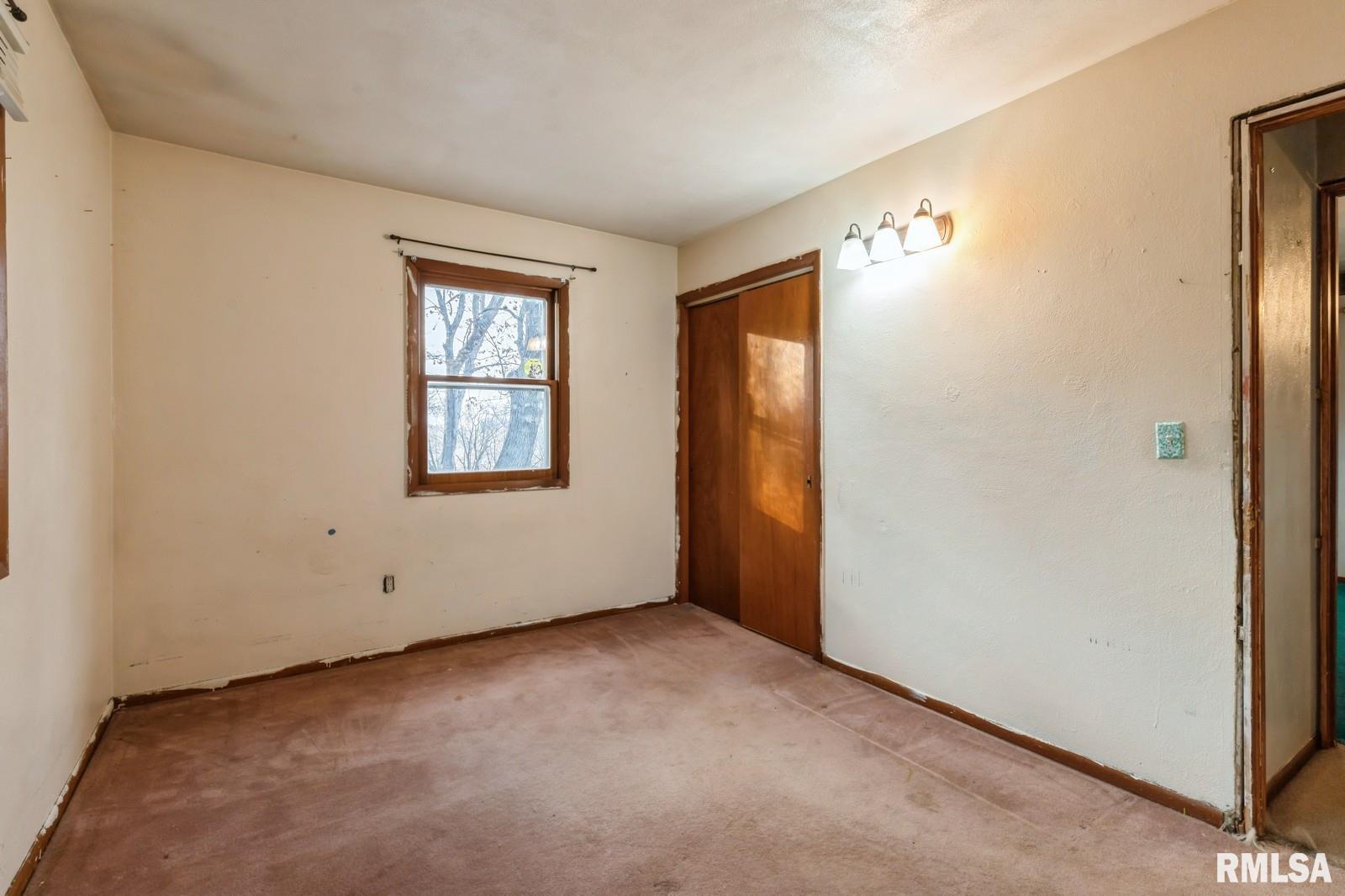 9561 S Thompson Street Property Photo 12