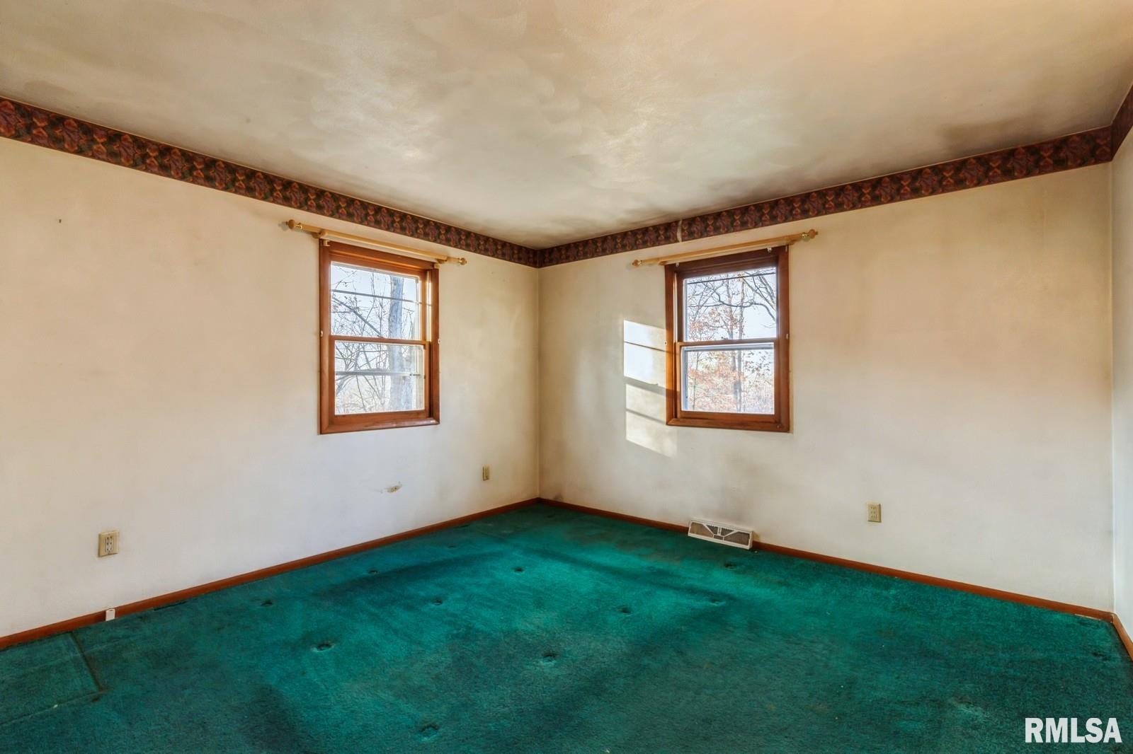 9561 S Thompson Street Property Photo 13