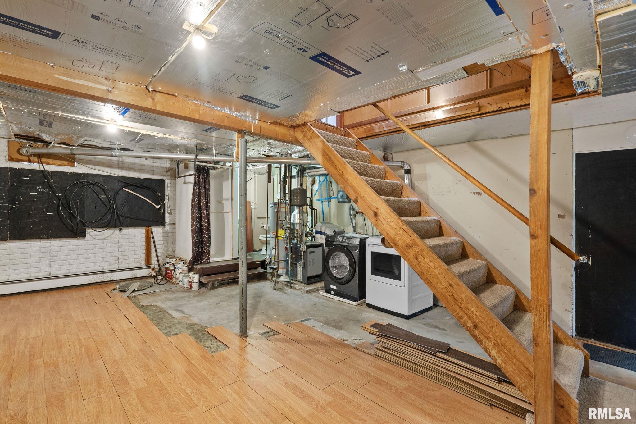 701 N High Street Property Photo 17