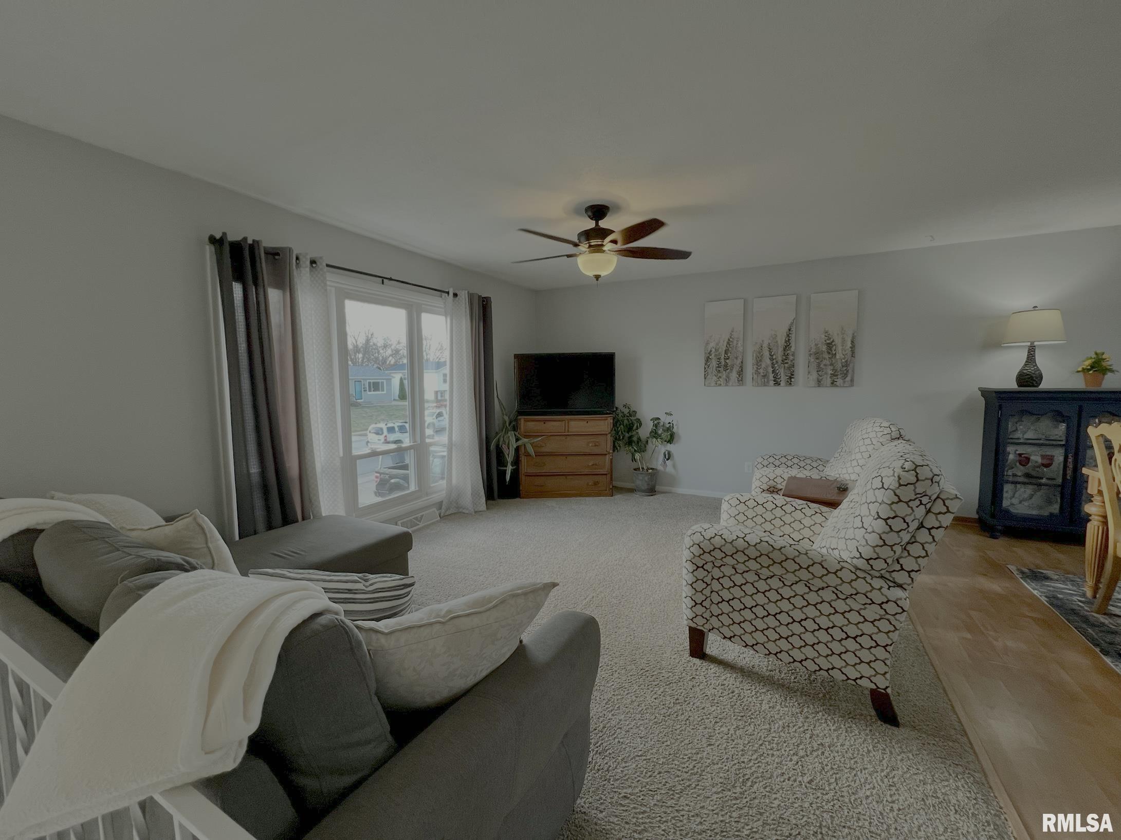 3521 Greenbrier Drive Property Photo 4