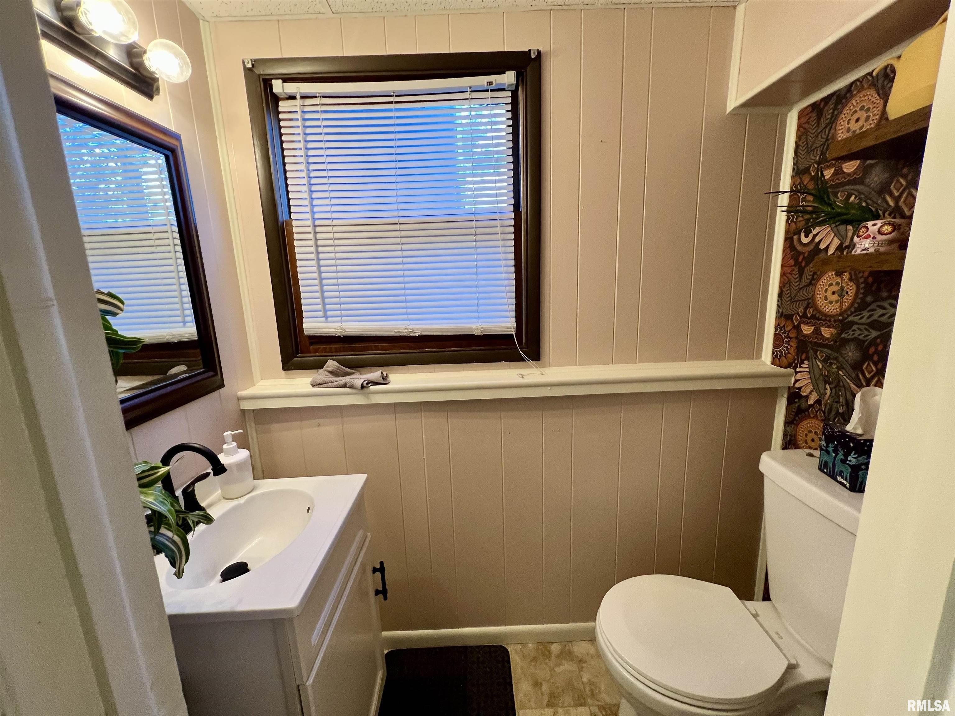 3521 Greenbrier Drive Property Photo 17