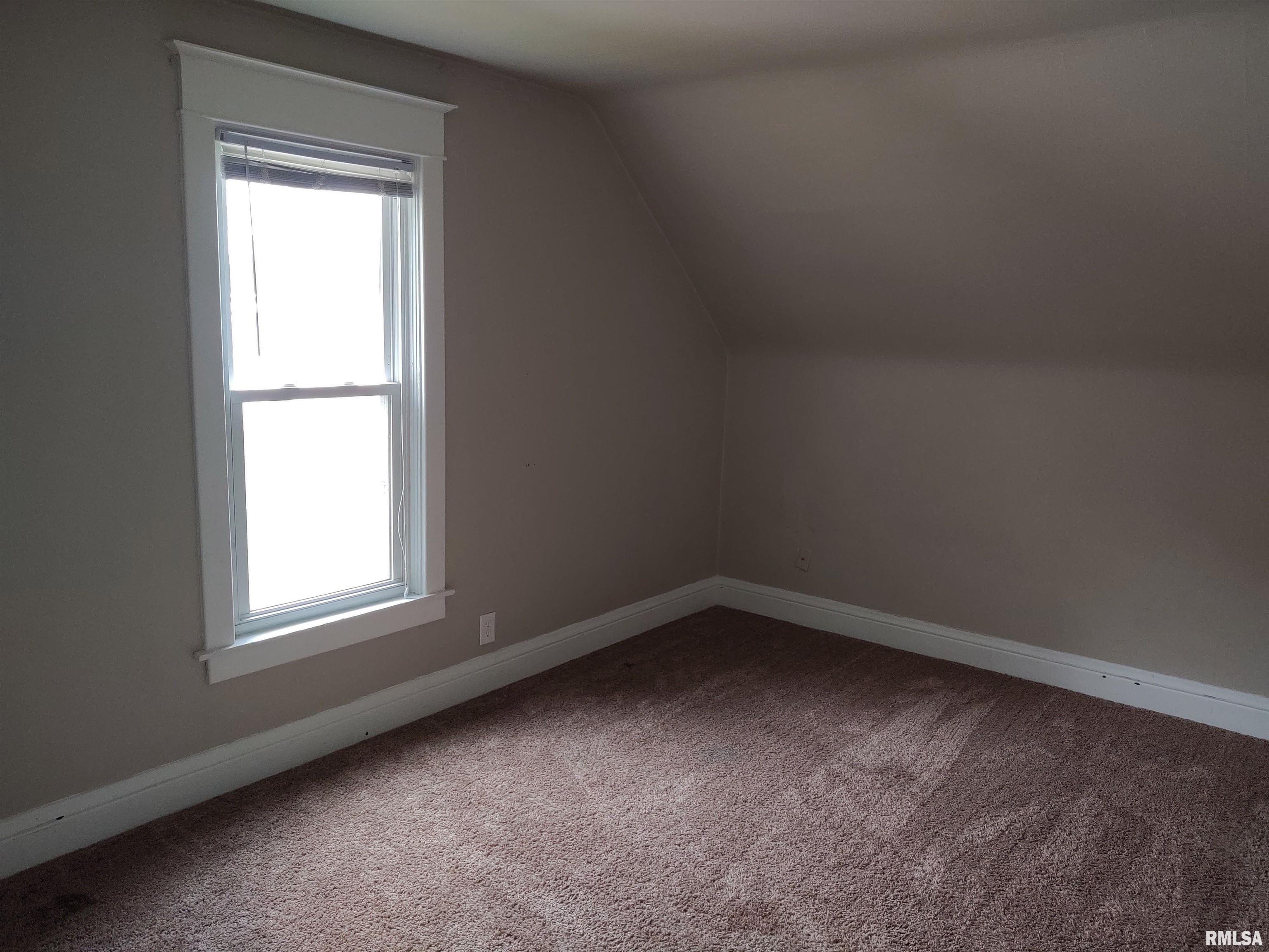 442 41st Street Property Photo 7