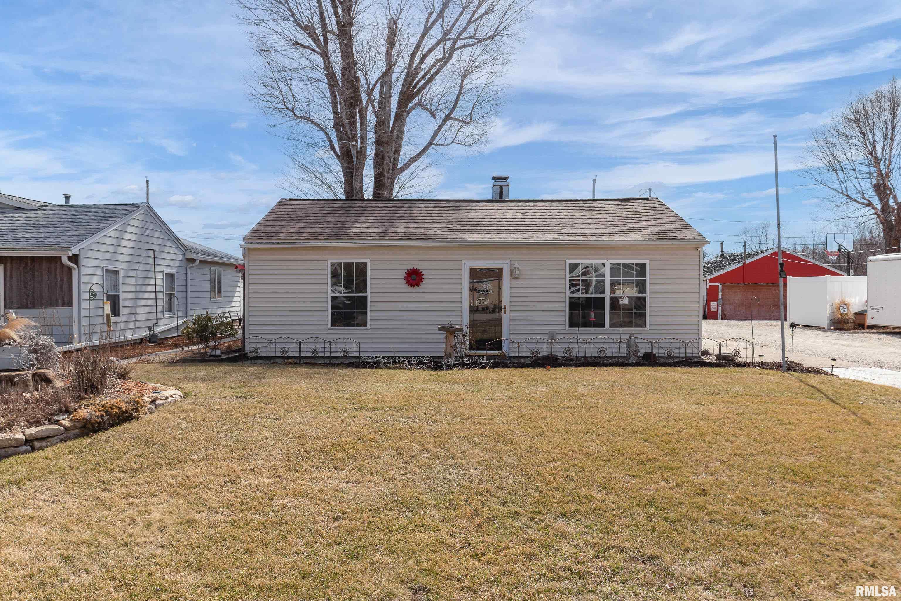 16922 10th Avenue Property Photo