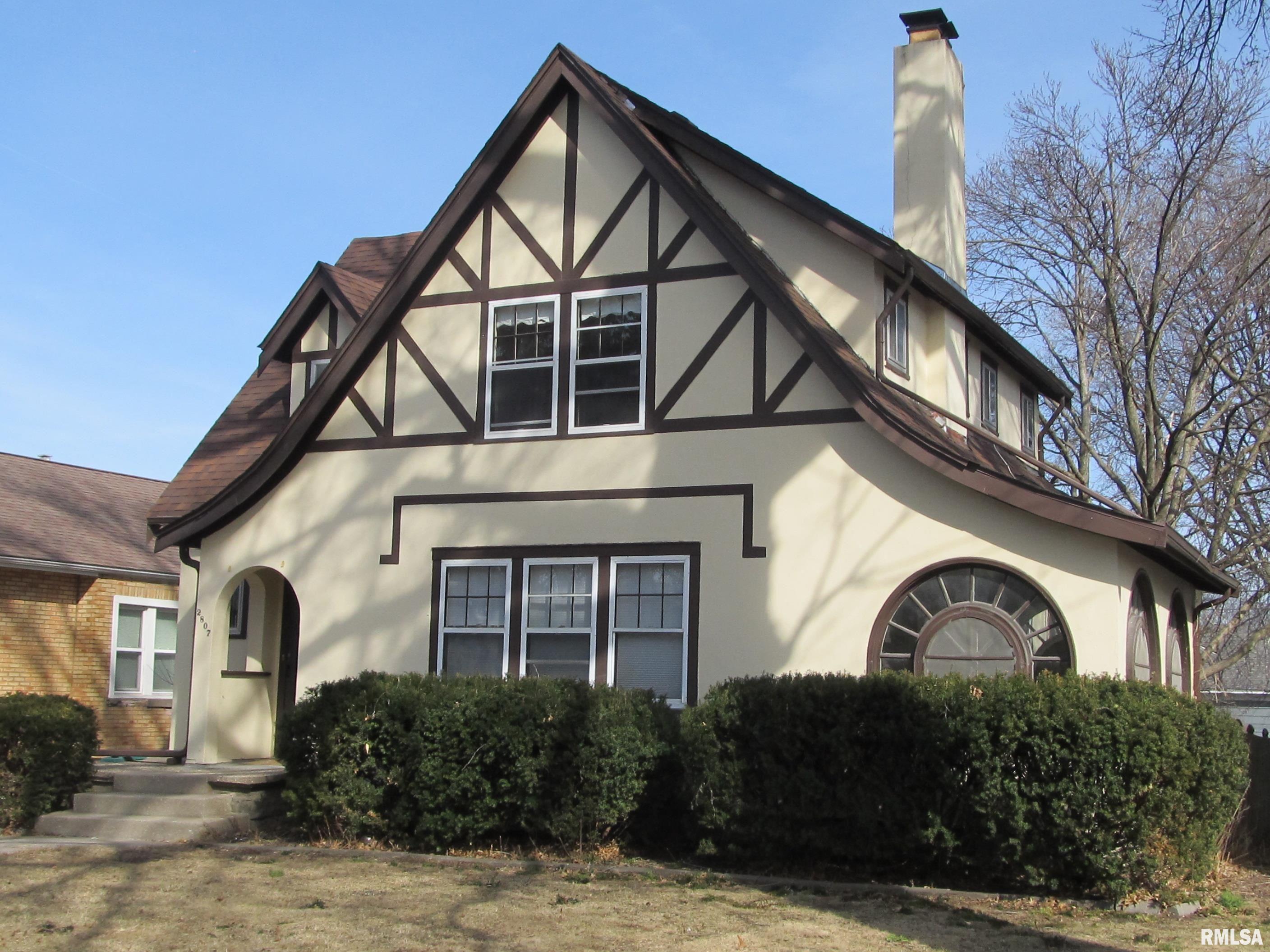 2807 Grand Avenue Property Photo