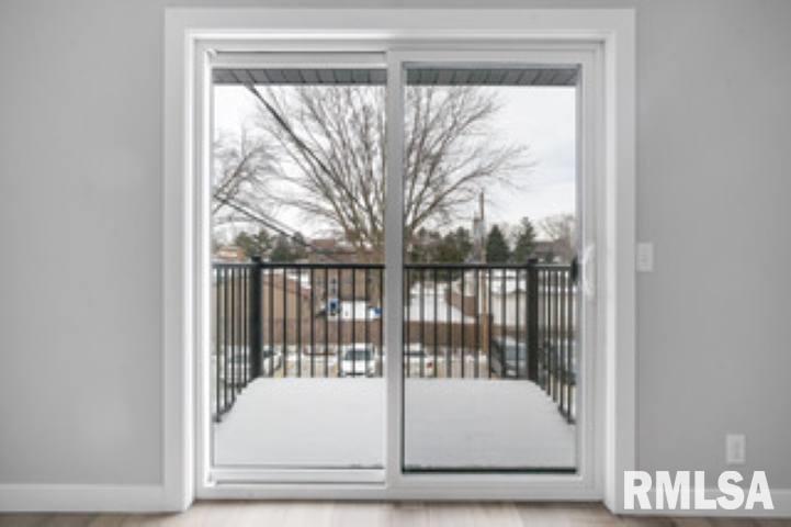 1646 W 42nd Street Property Photo 4