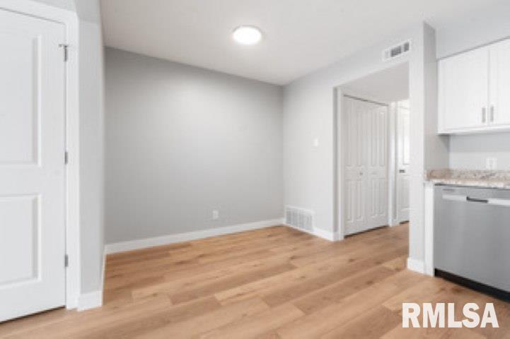 1646 W 42nd Street Property Photo 8