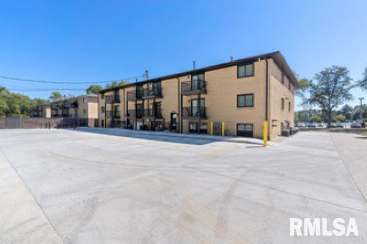 1646 W 42nd Street Property Photo 18