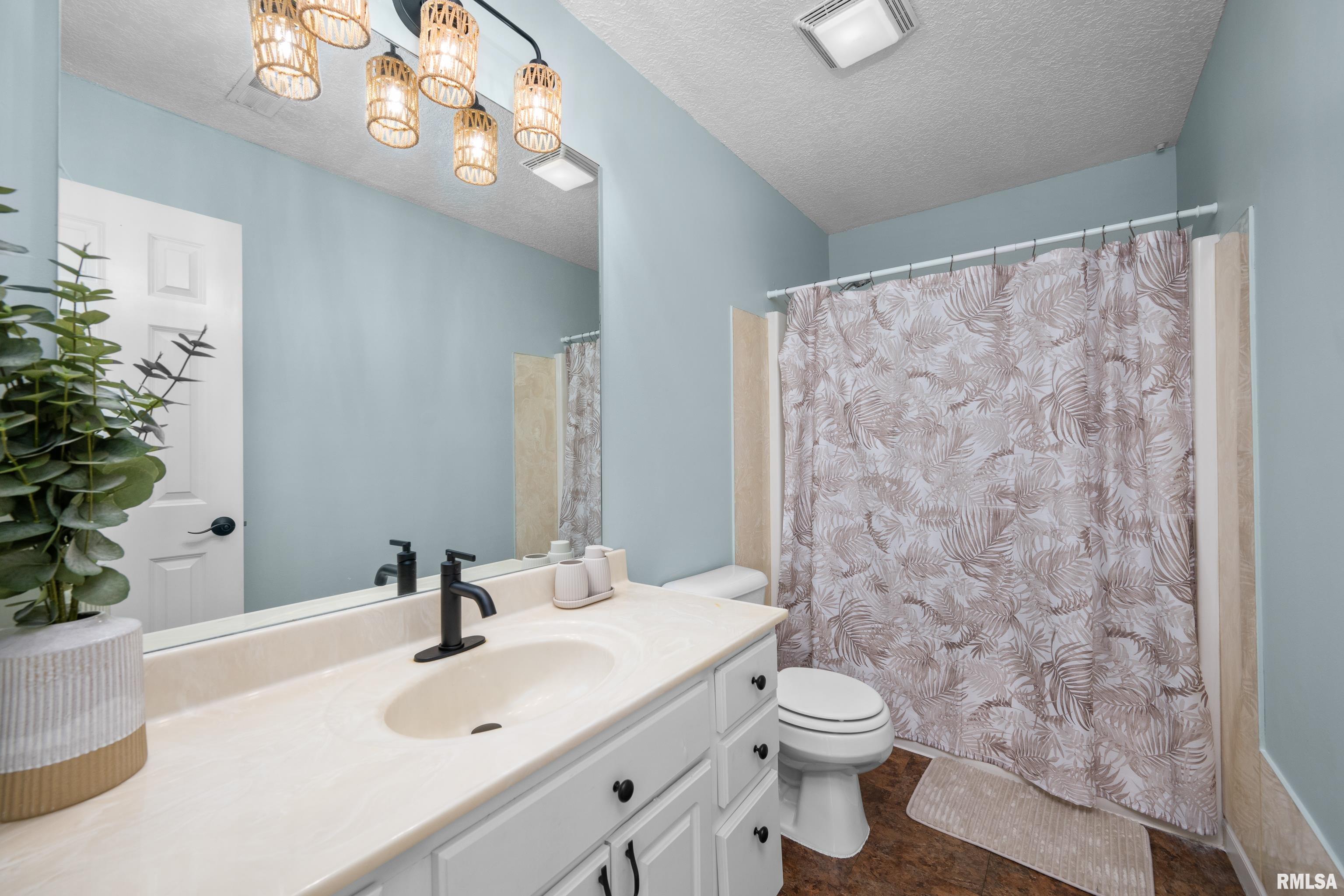 2722 W 34th Street Property Photo 25