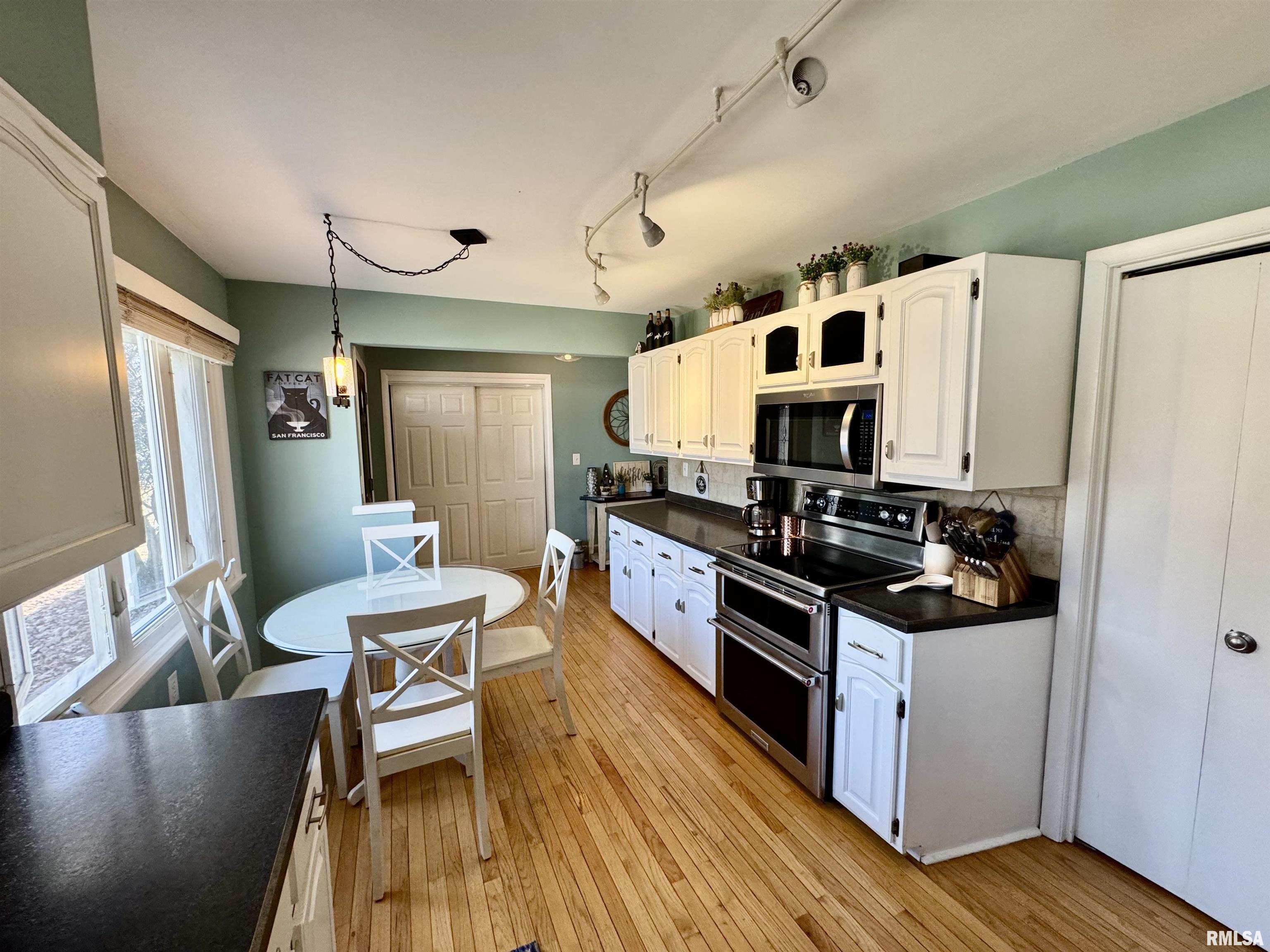 571 26th Avenue Court Property Photo 3