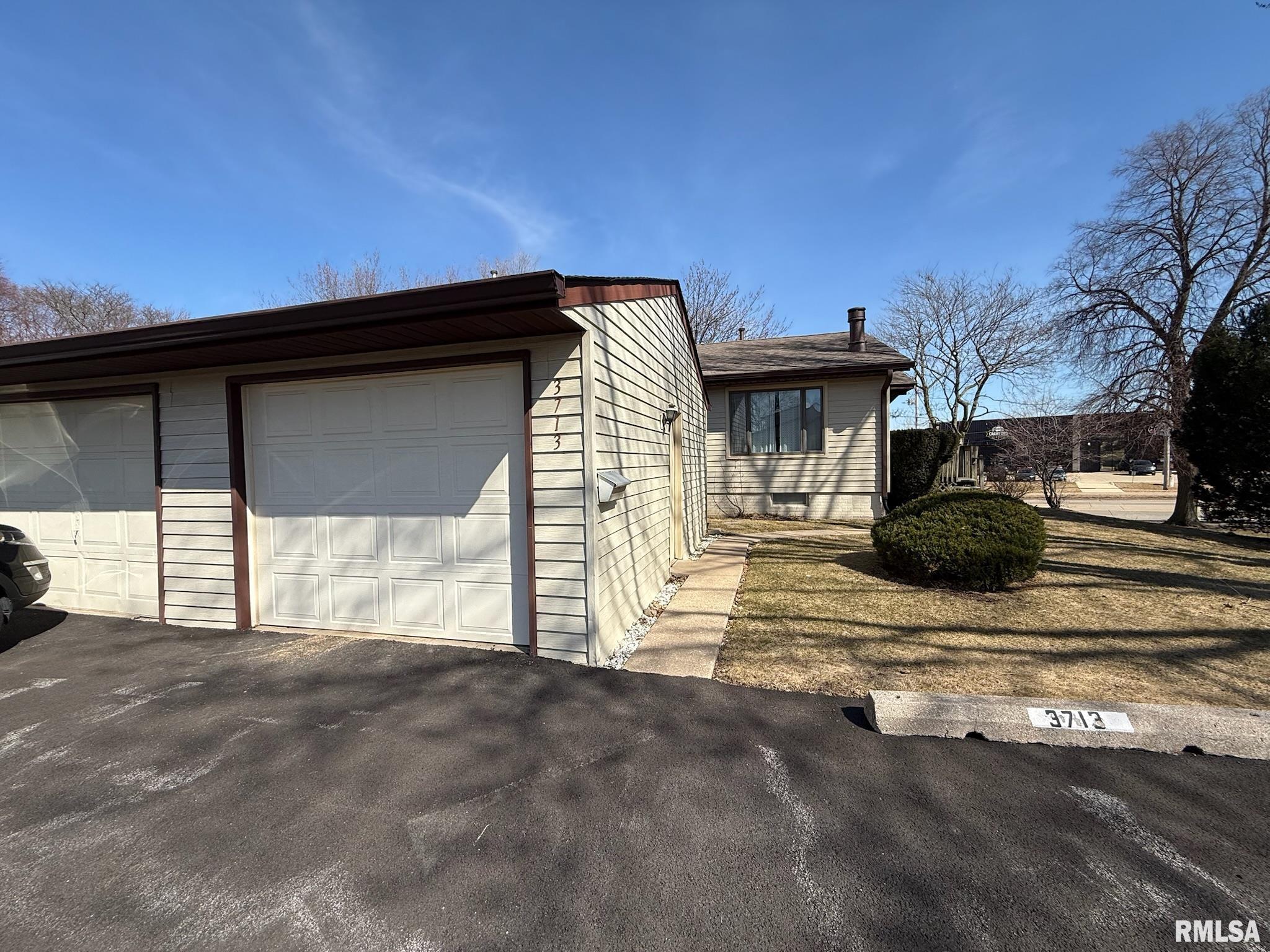 Pleasant Valley Real Estate Listings Main Image