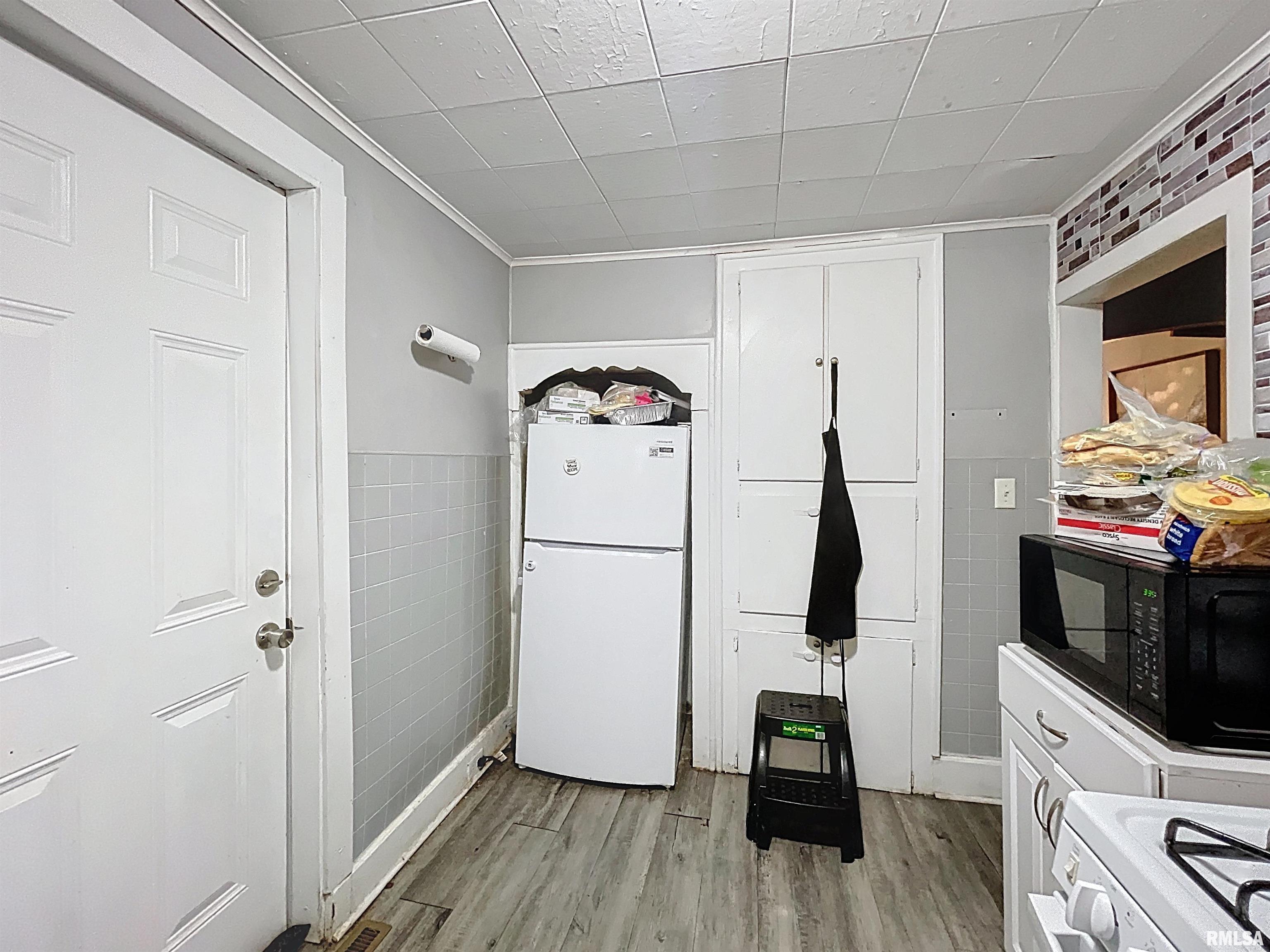 1208 17th Street Property Photo 7