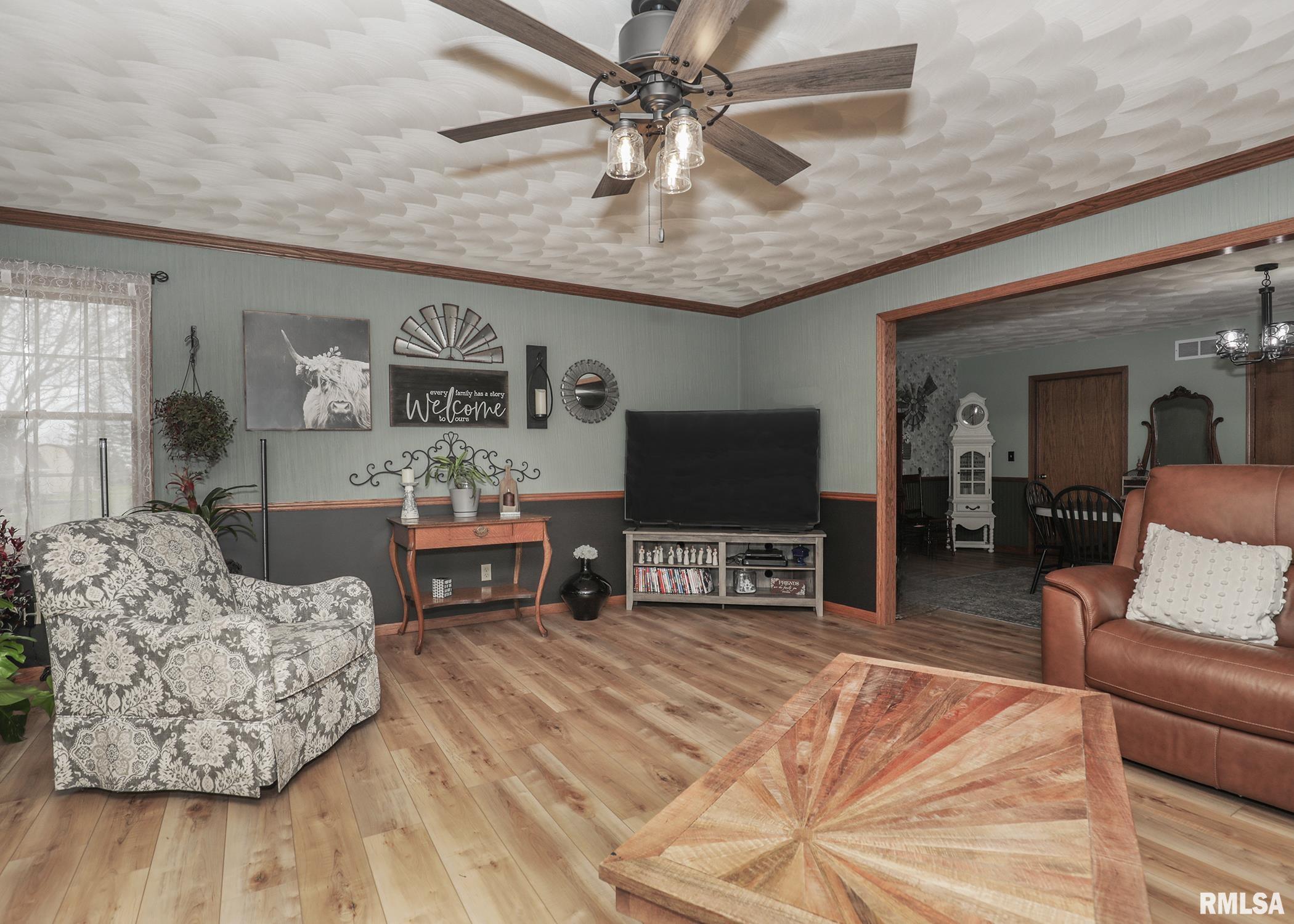 417 Margaret Street Property Photo 31