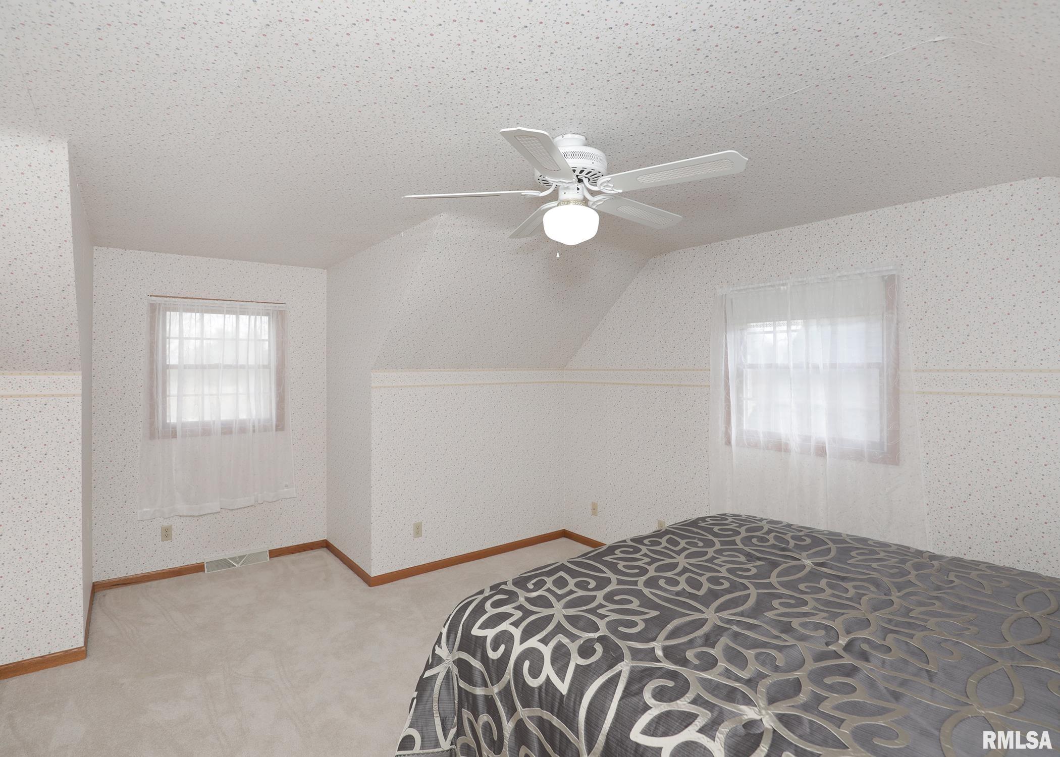 417 Margaret Street Property Photo 42