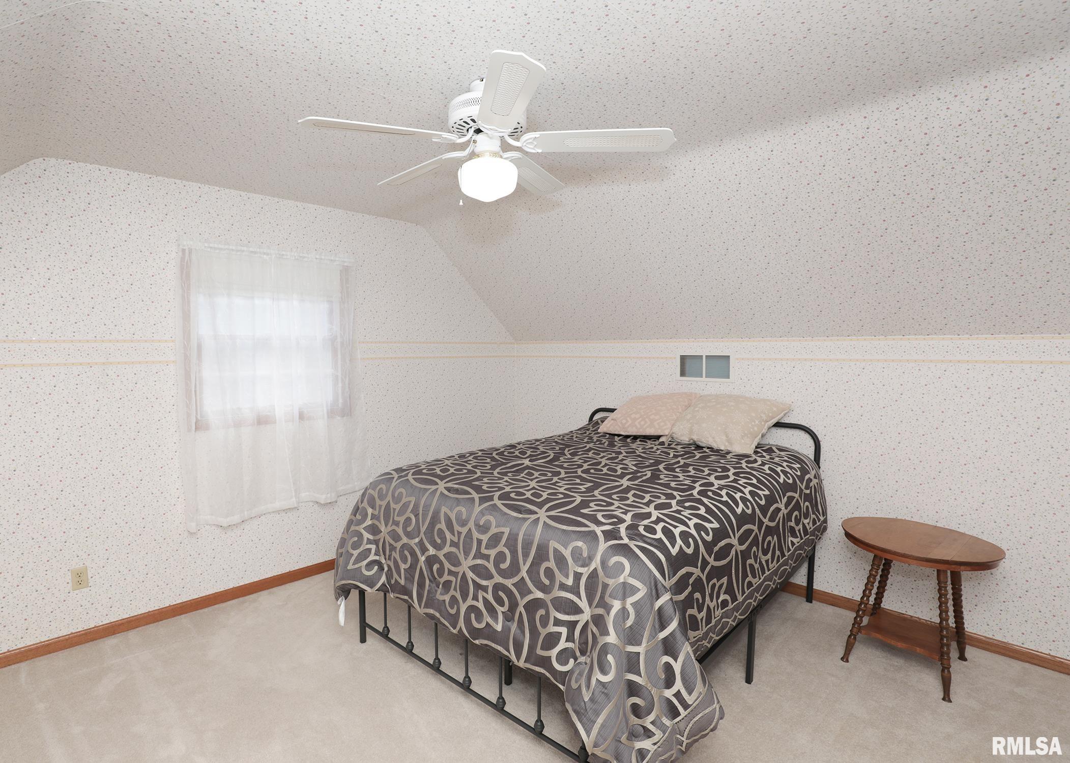 417 Margaret Street Property Photo 43