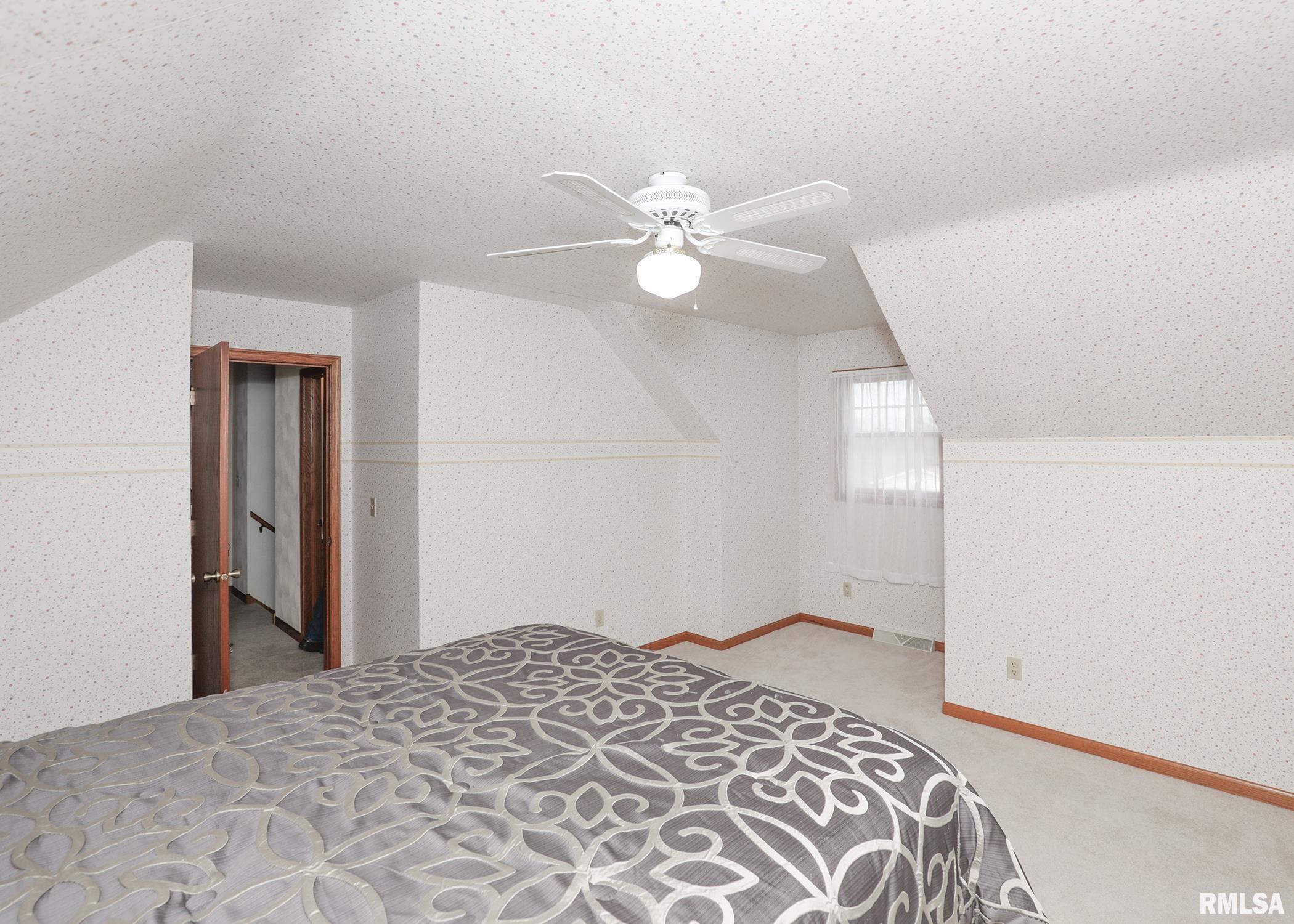 417 Margaret Street Property Photo 44