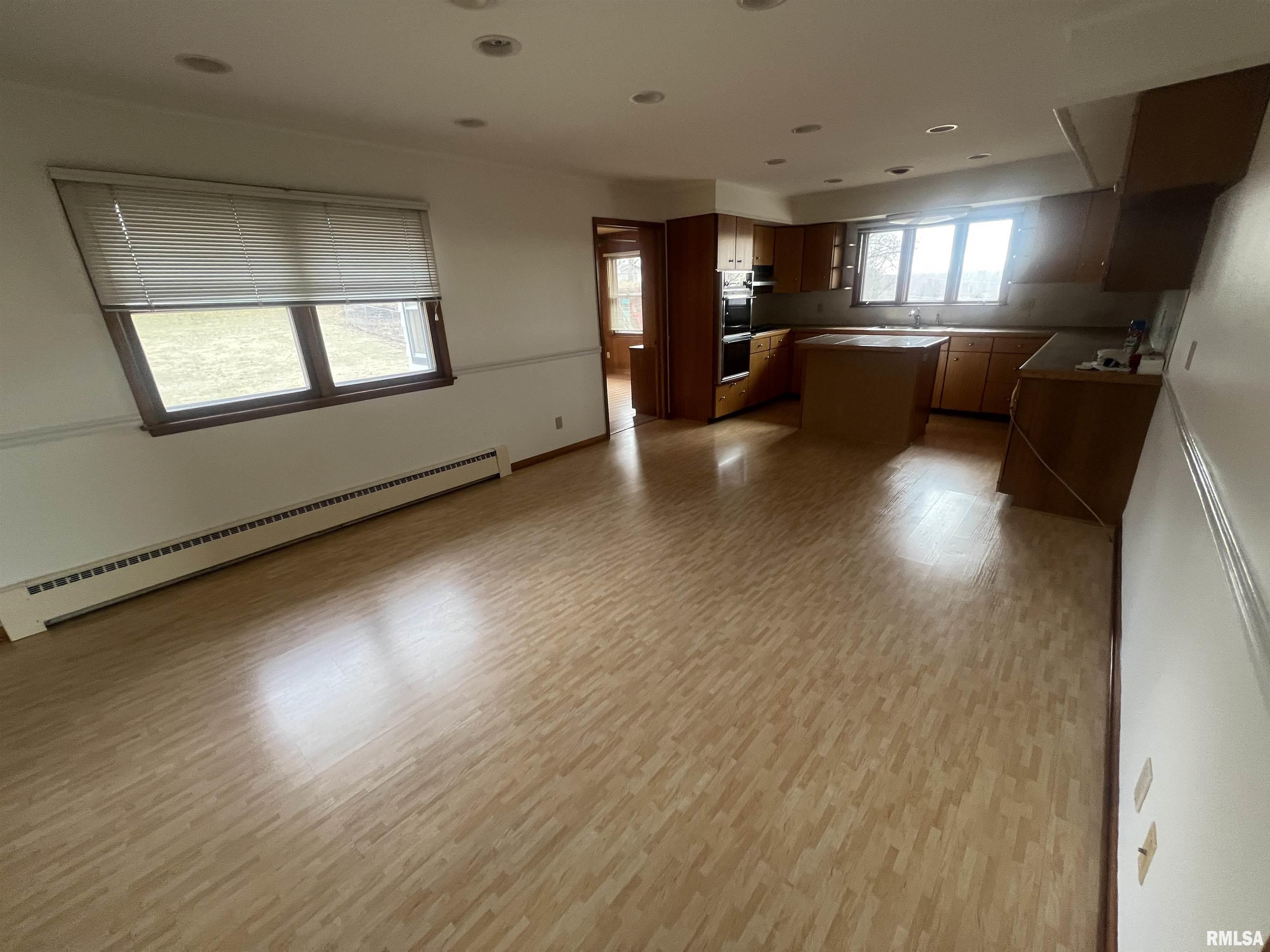 1415 9th Avenue Property Photo 4