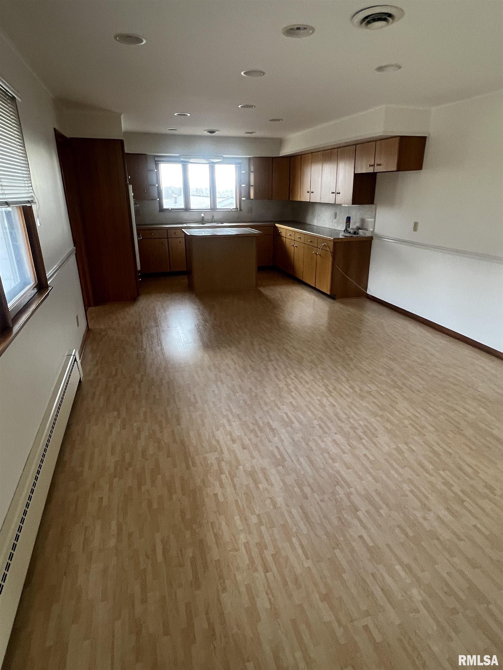 1415 9th Avenue Property Photo 15