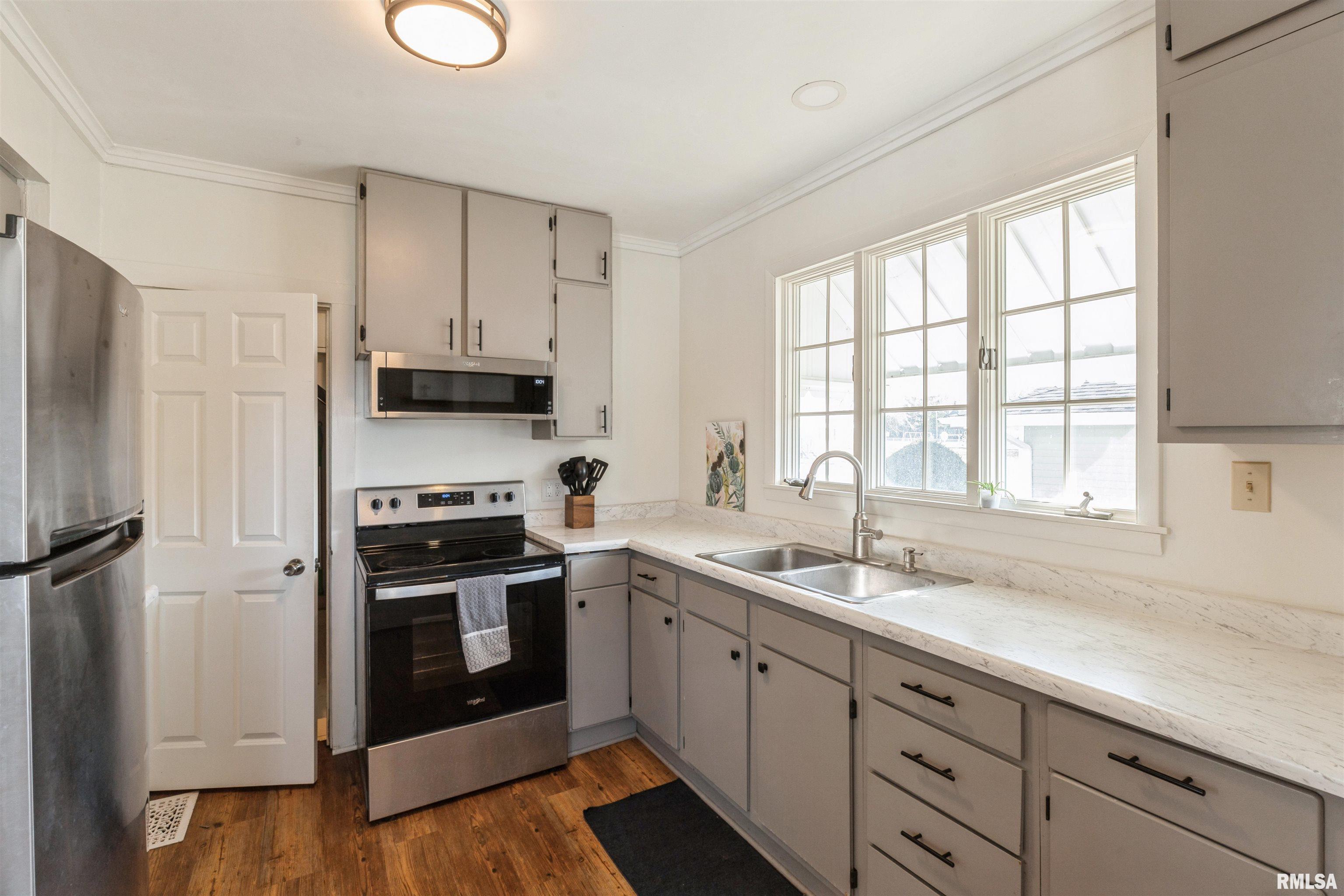 715 5th Street Property Photo 15